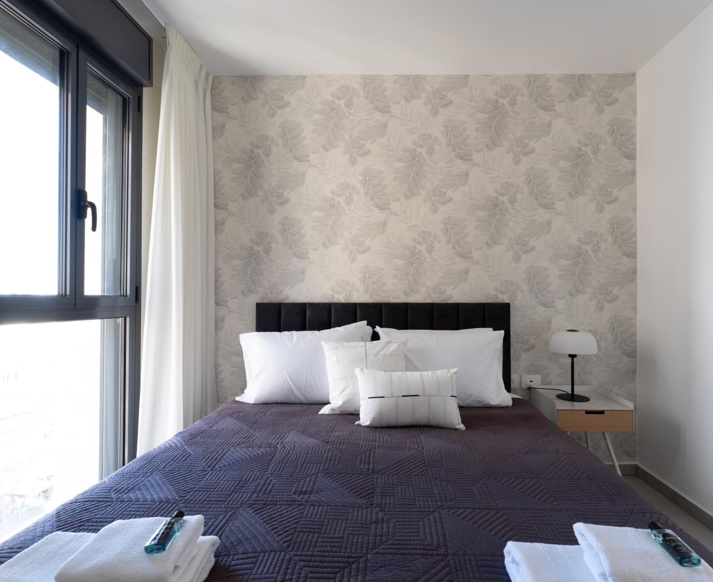 Holysuite Agripas