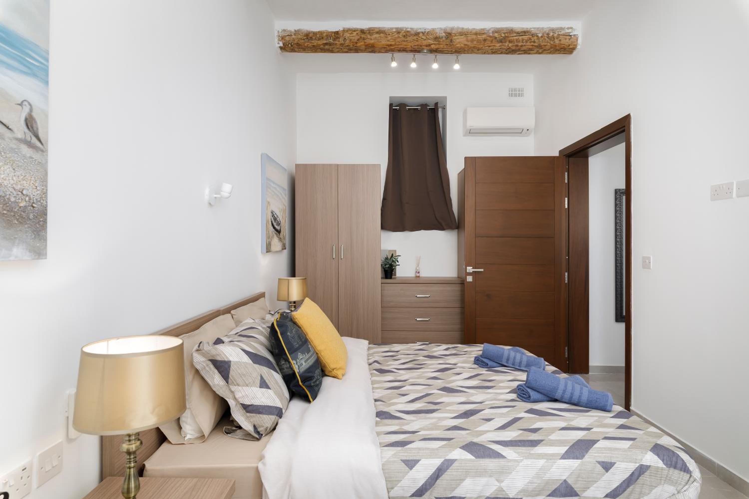 Modern, Cosy 1BD Home - Close to Valletta