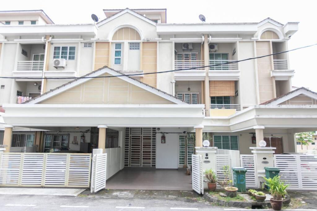 Penang Sweet Home near PISA photo 1