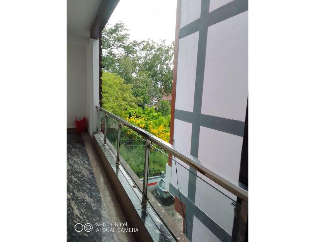 Photo 18