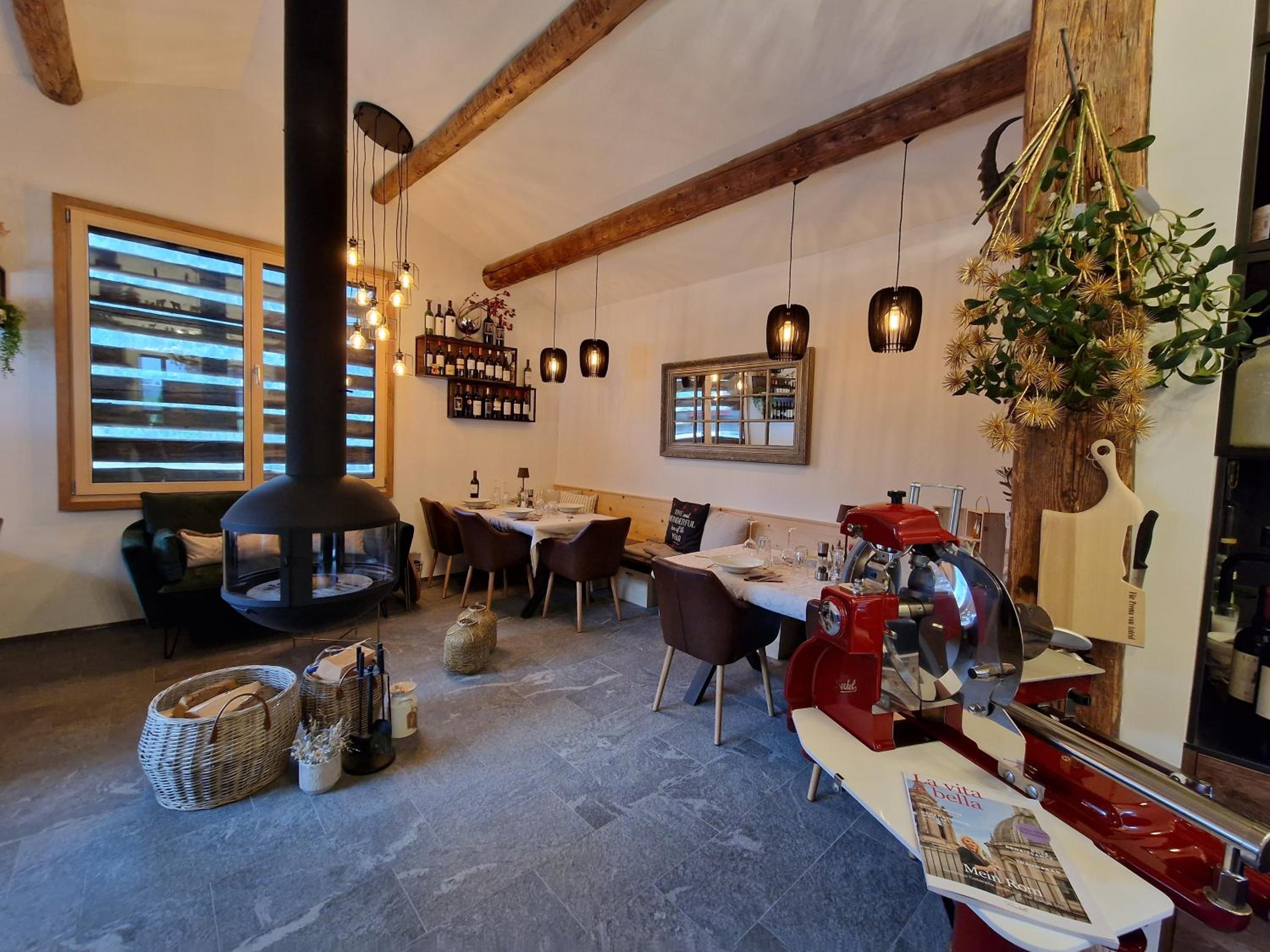 Chesa Prema Bed & Breakfast - Restaurant