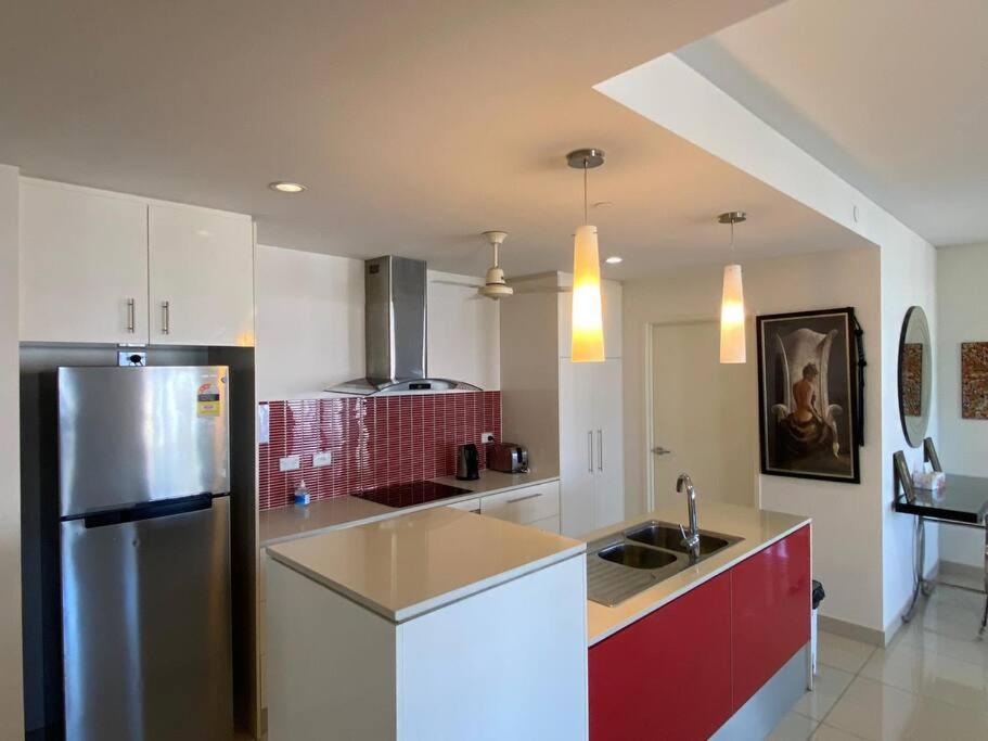 Katara On Smith - 2 Bed 2 Bath CBD Appartment