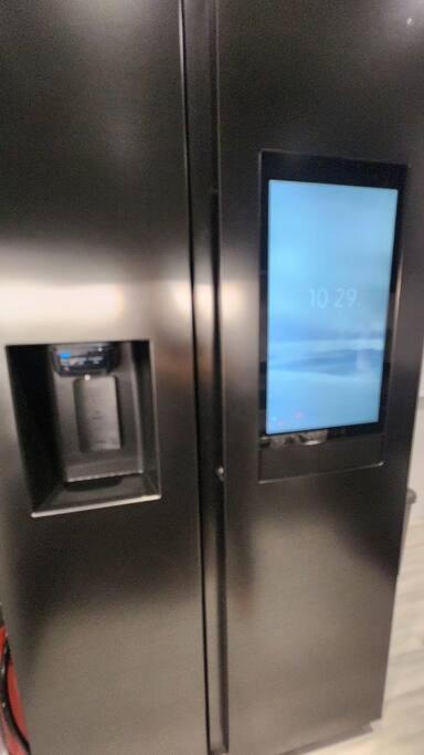 Whole Condo with balcony by SettleIn Condo Rentals view 5