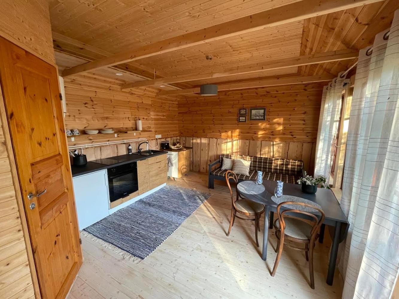 JUST Lodges
