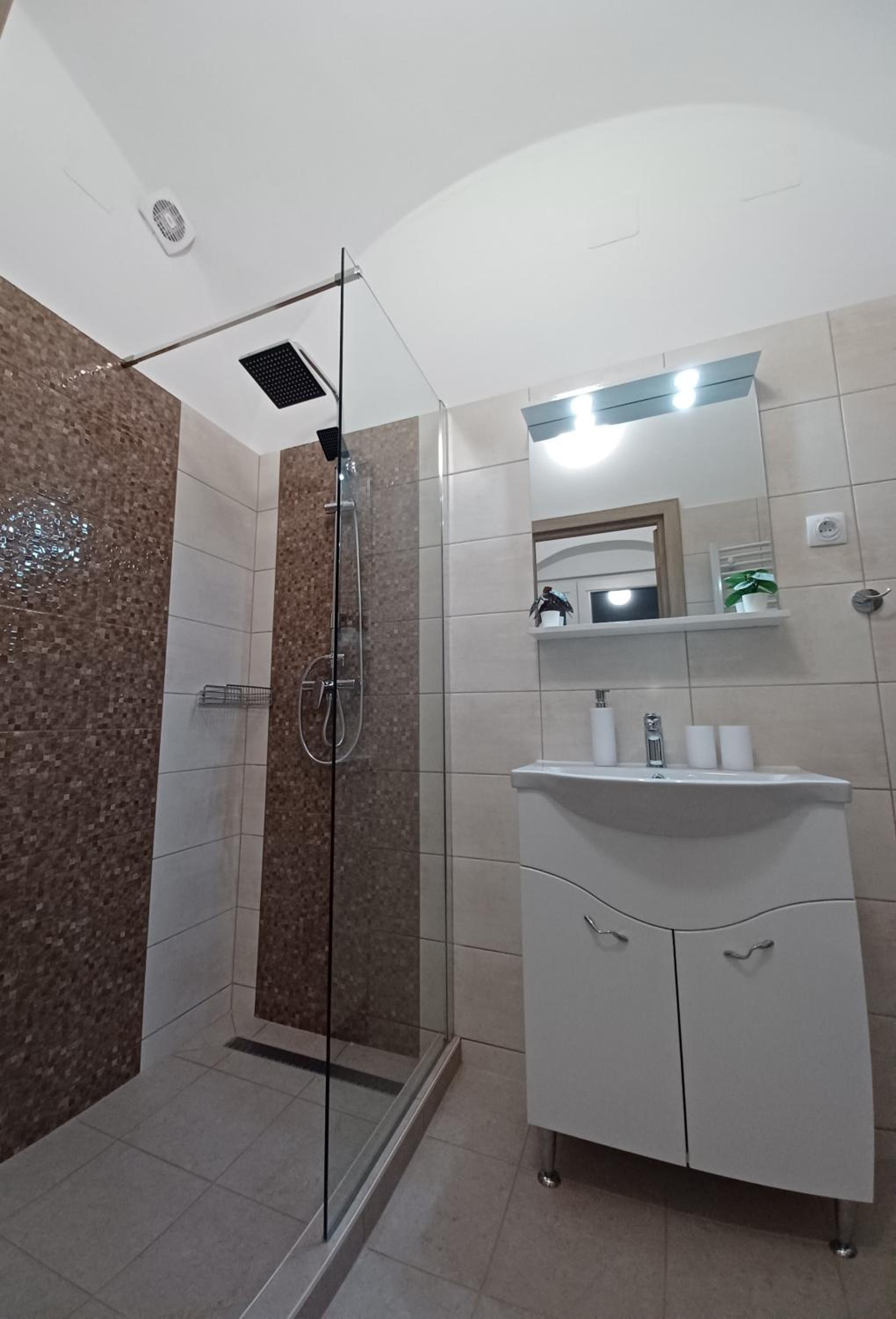 RÁD-VÁR Apartmanház view 5