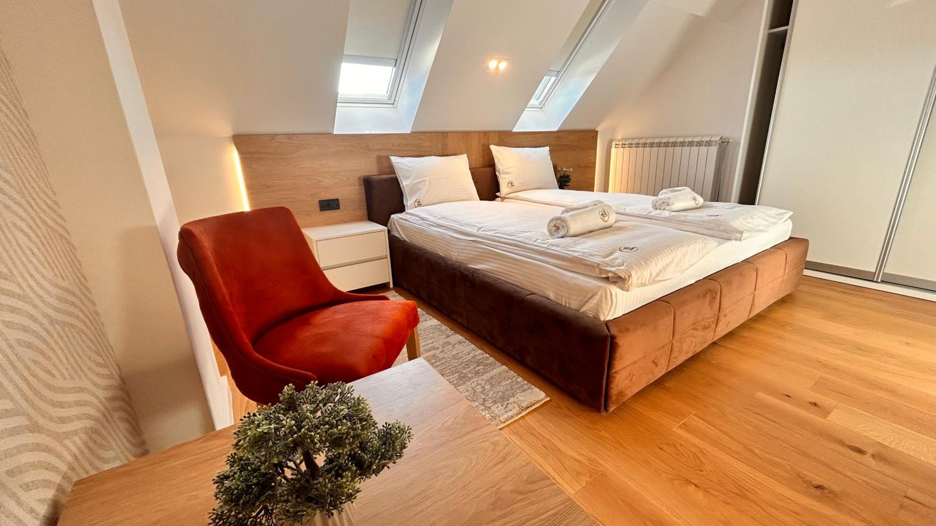Luna penthouse