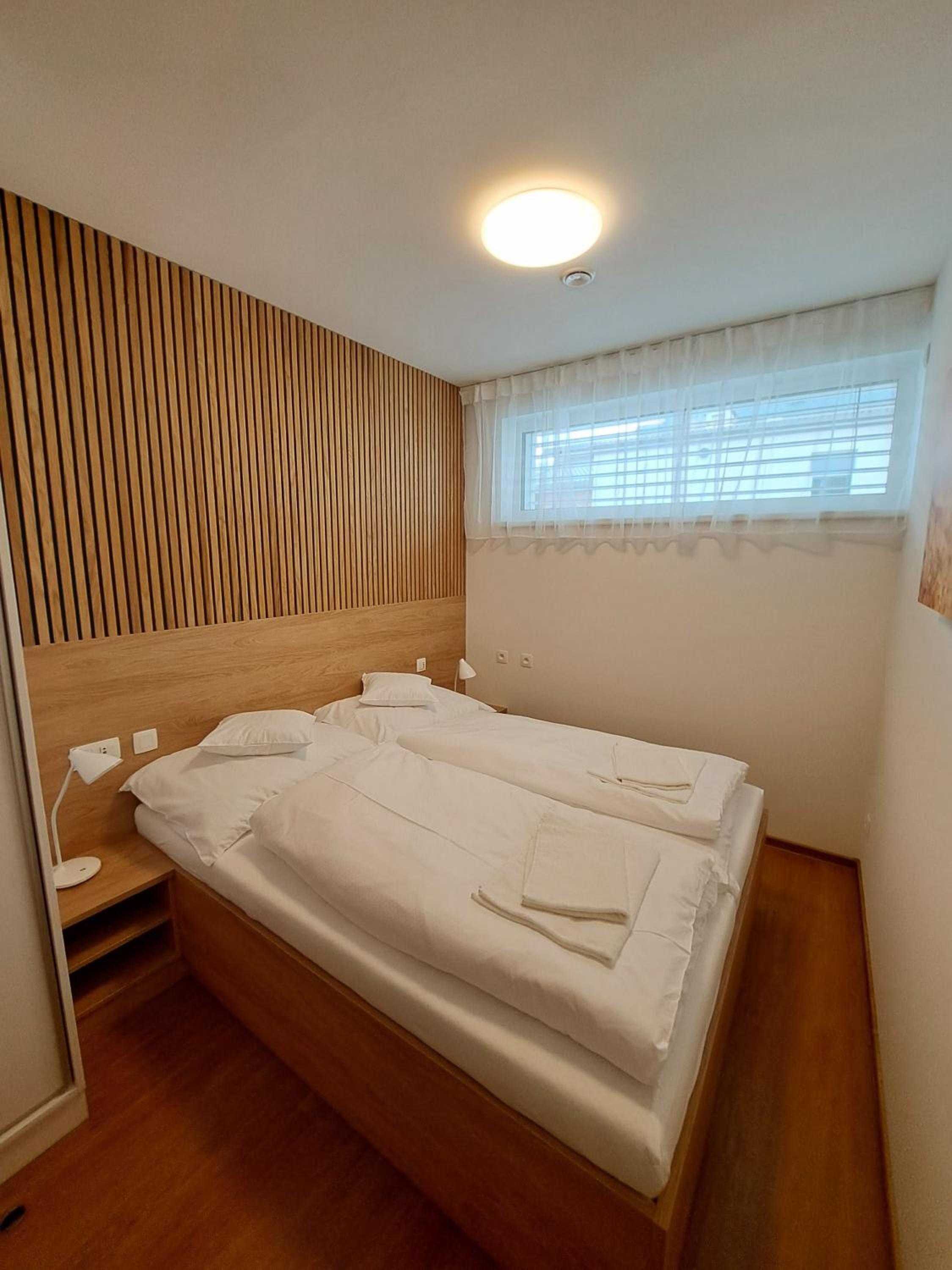 6bits Apartments