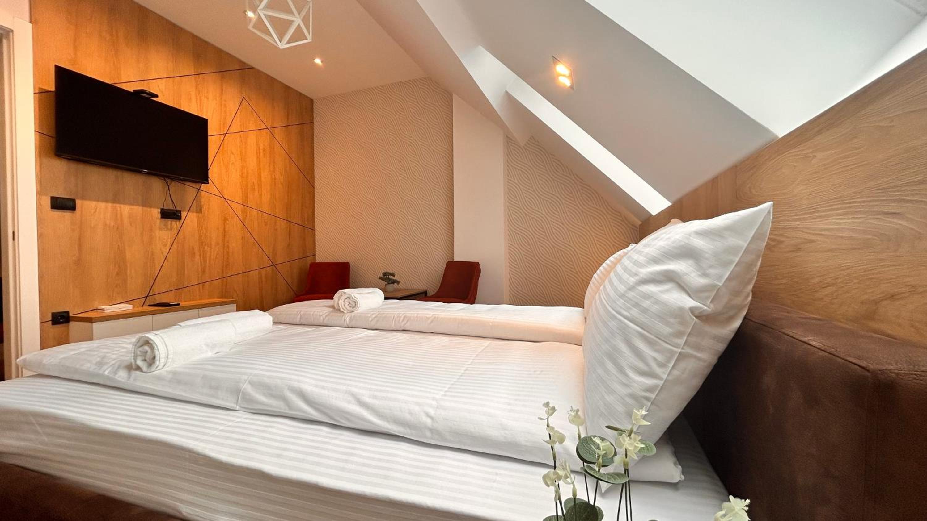 Luna penthouse