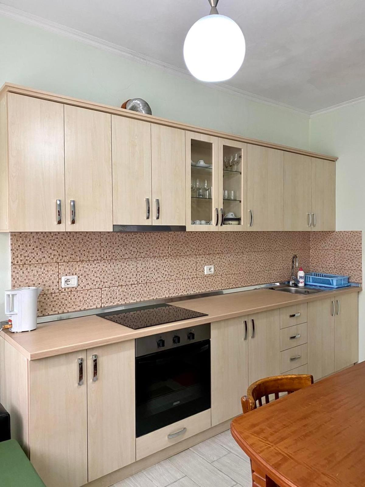 Your tidy & affordable base in Tiranë!