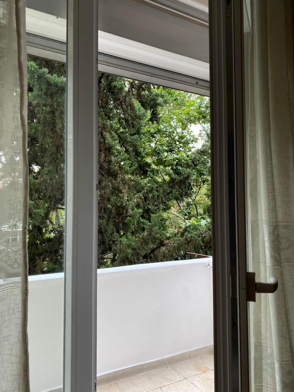 Your tidy & affordable base in Tiranë!