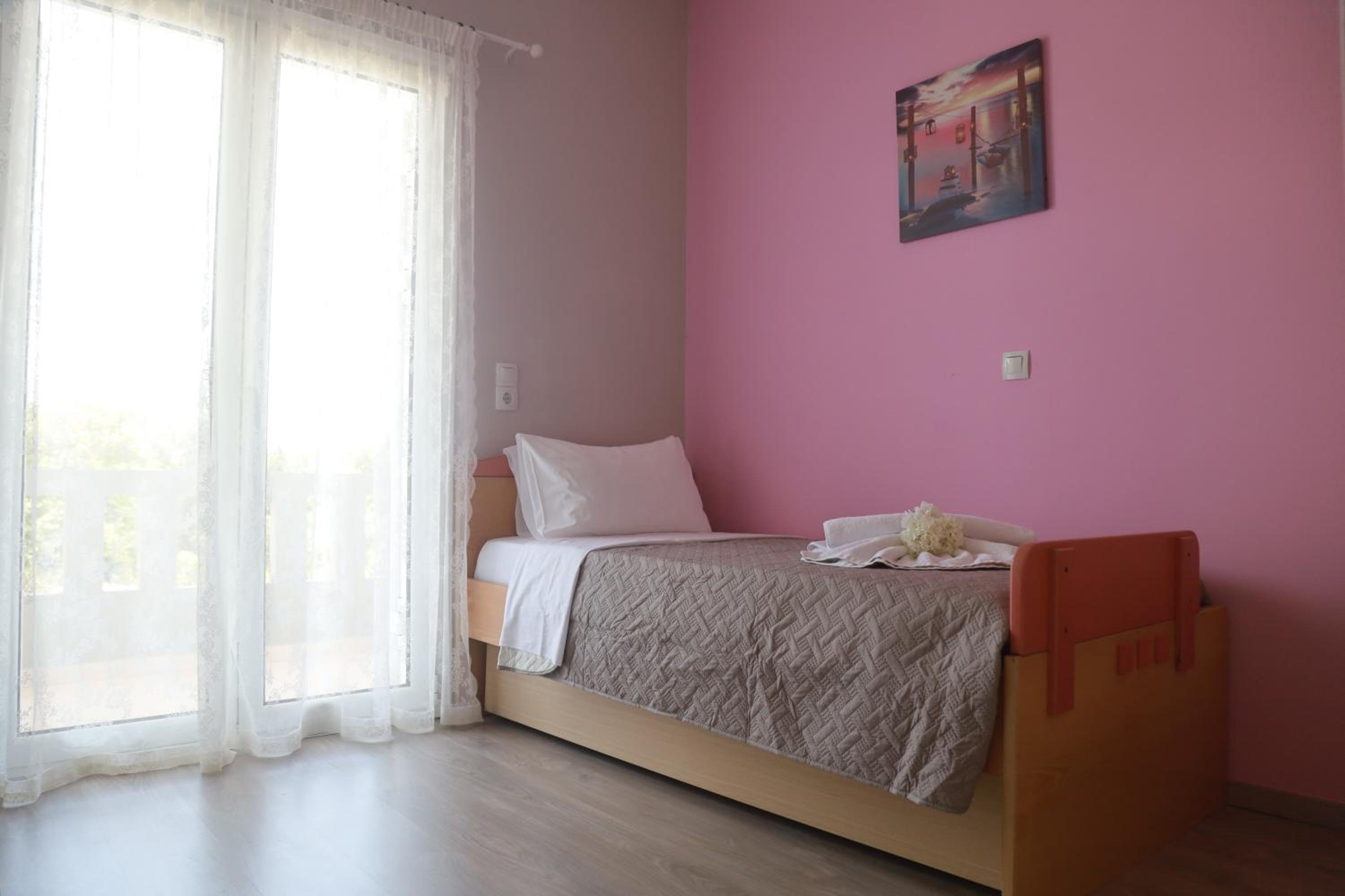 Tzei House