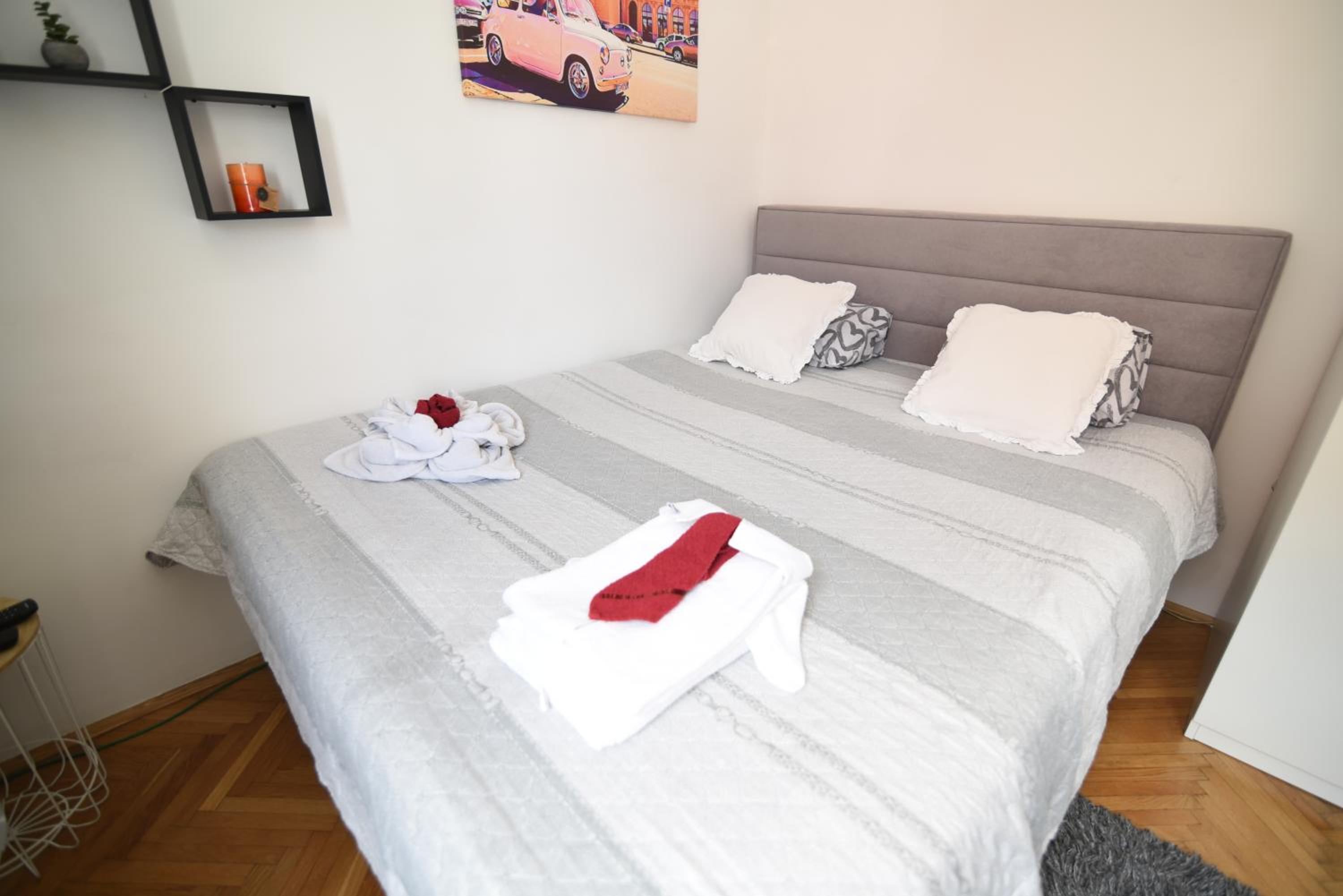 GretaNola studio in Zagreb, parking, self check-in view 5
