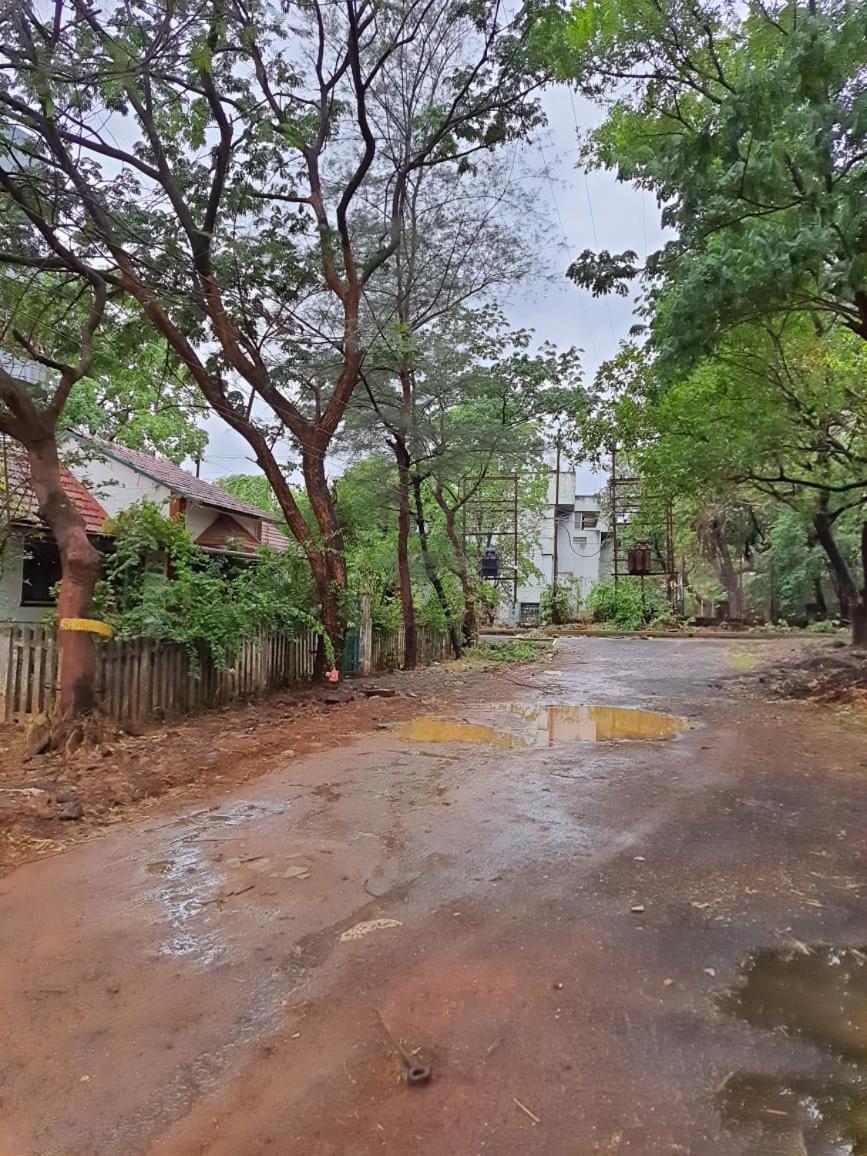 Igatpuri Getaway: Family Bungalow, Dams & Hills view 2