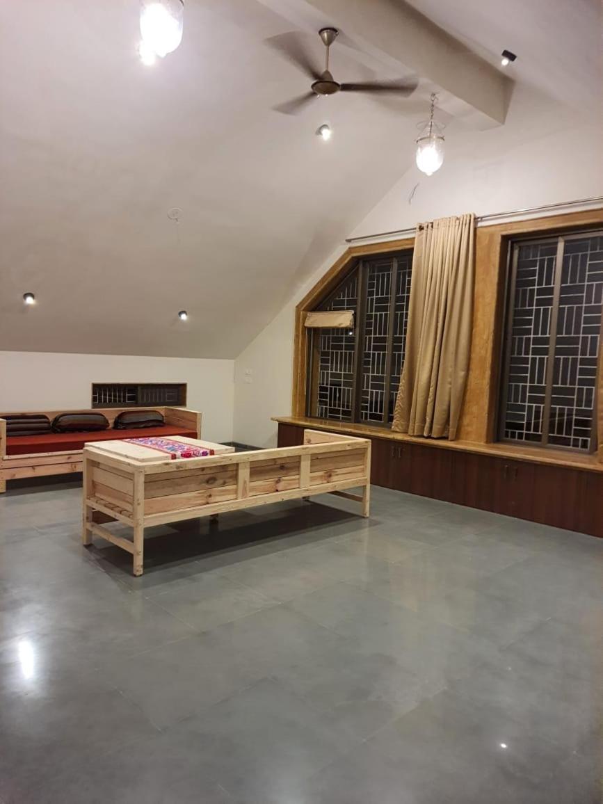 Photo 8
