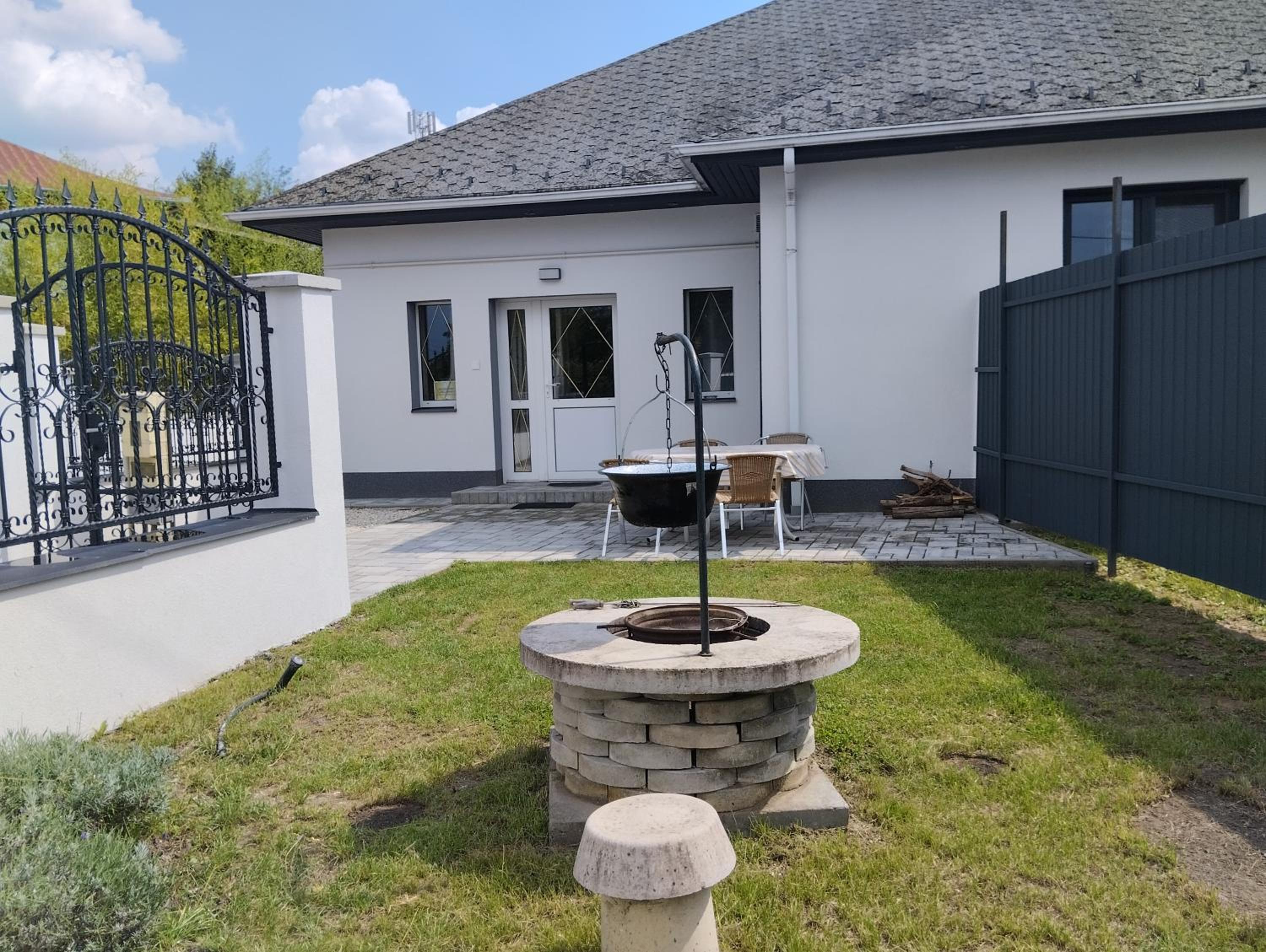 Pipacs Apartman