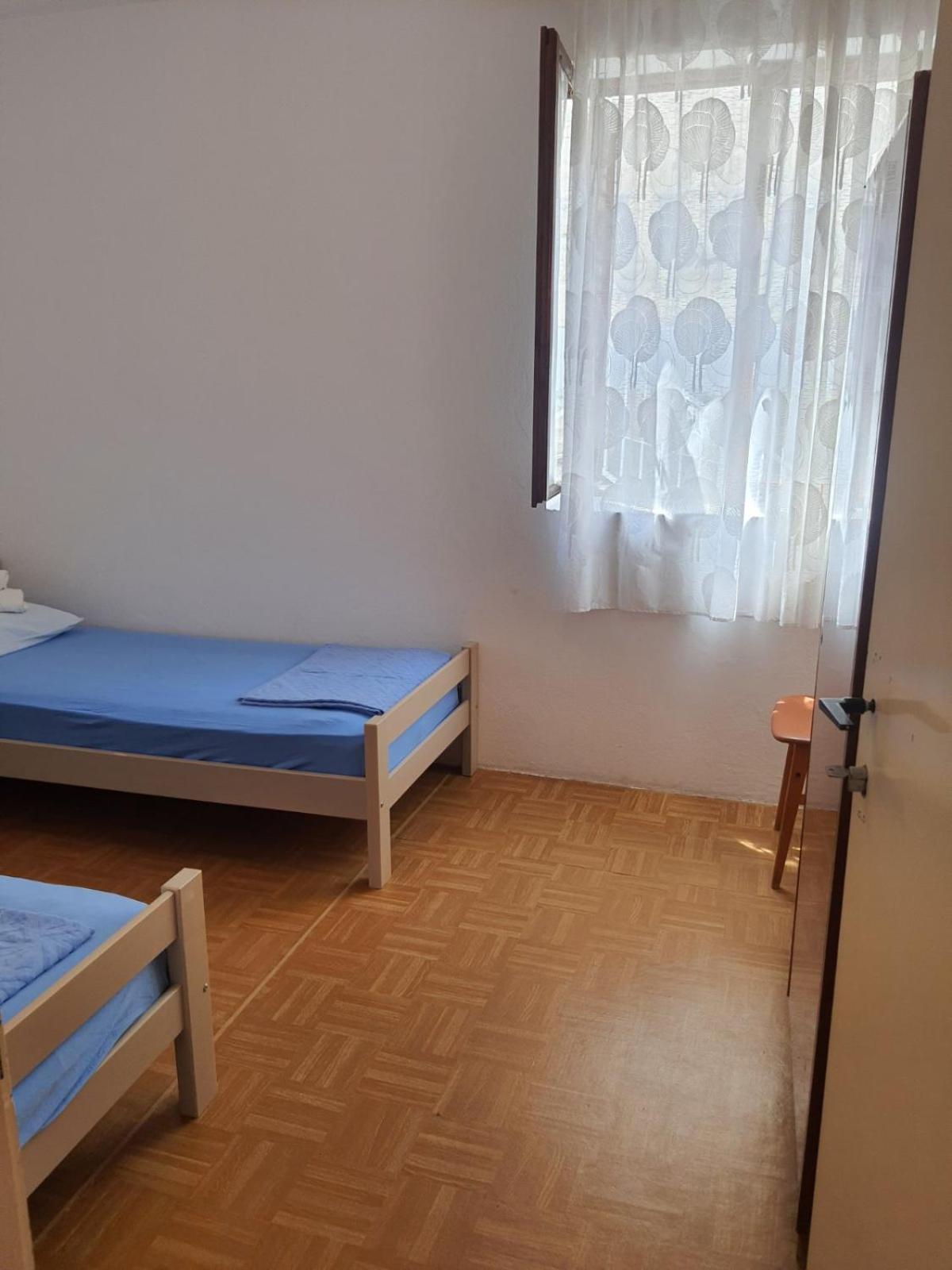 Apartments Andjus