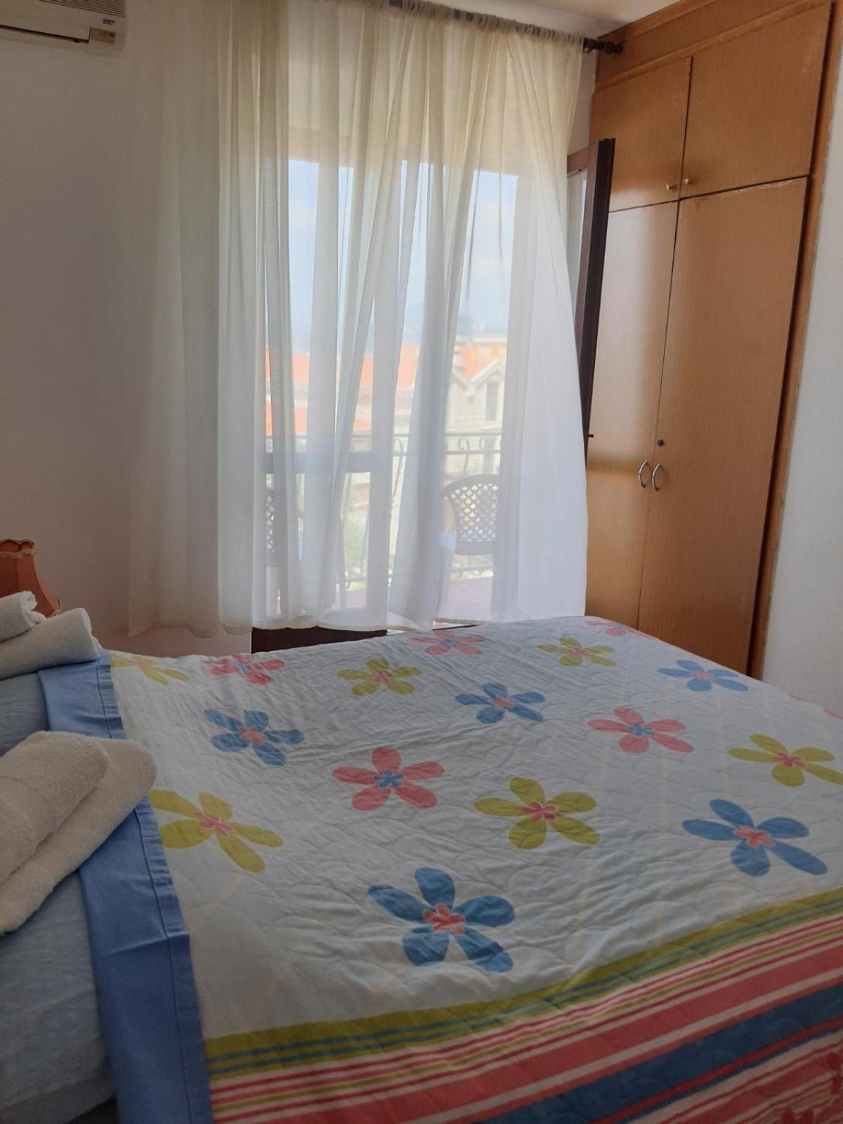 Apartments Andjus