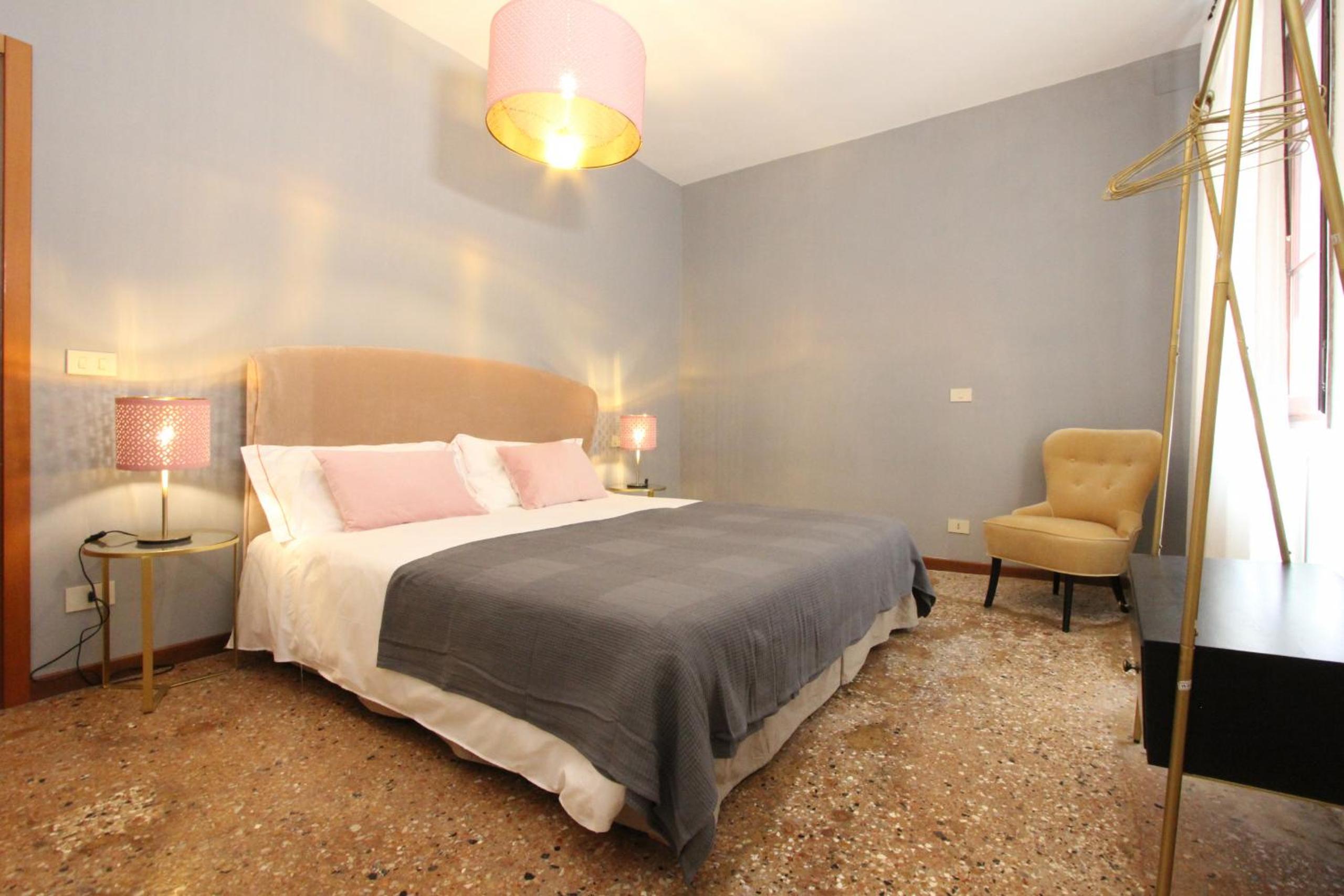 City Apartments Rialto Market