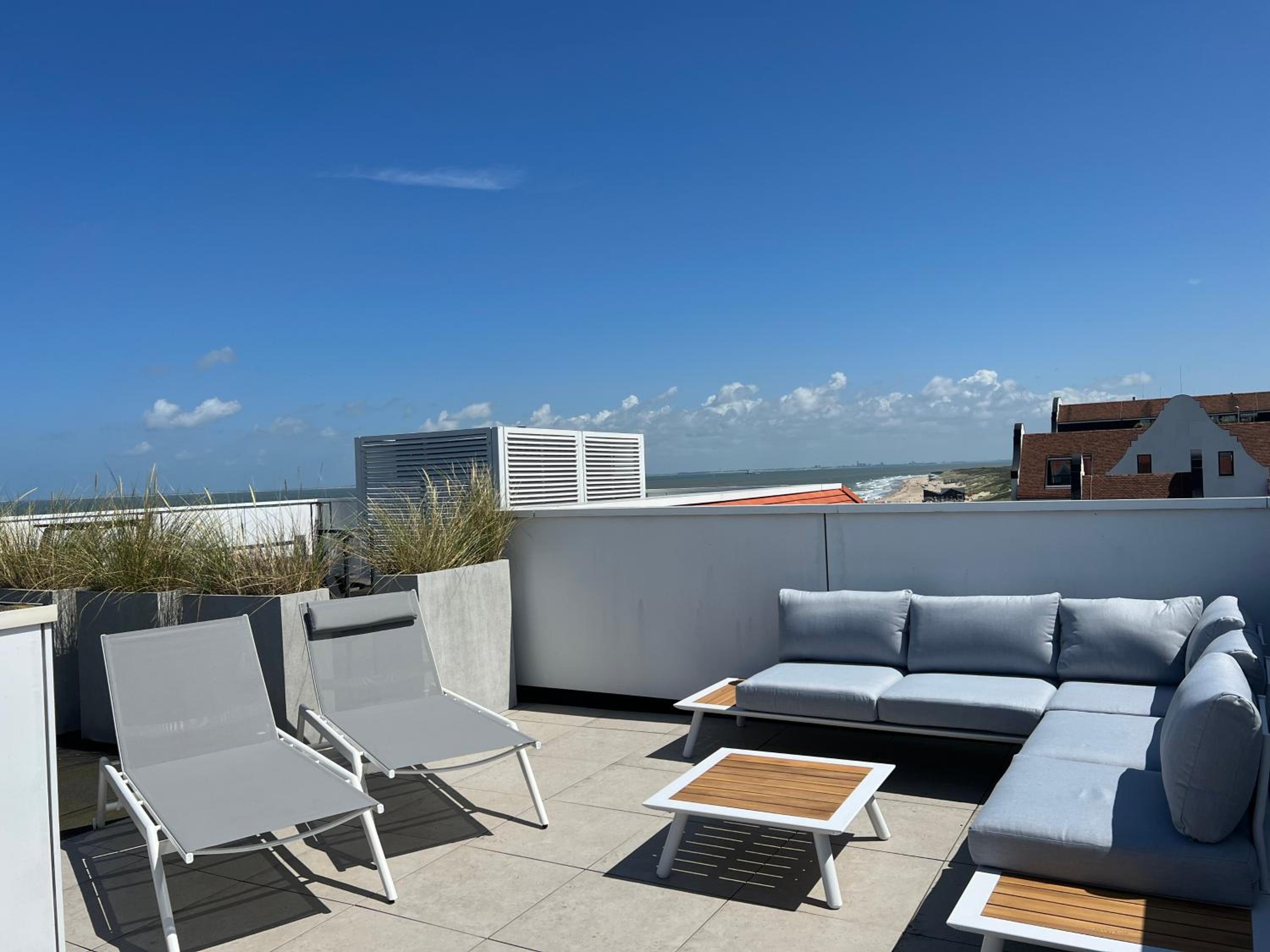 Penthouse in Badhuis Cadzand view 3