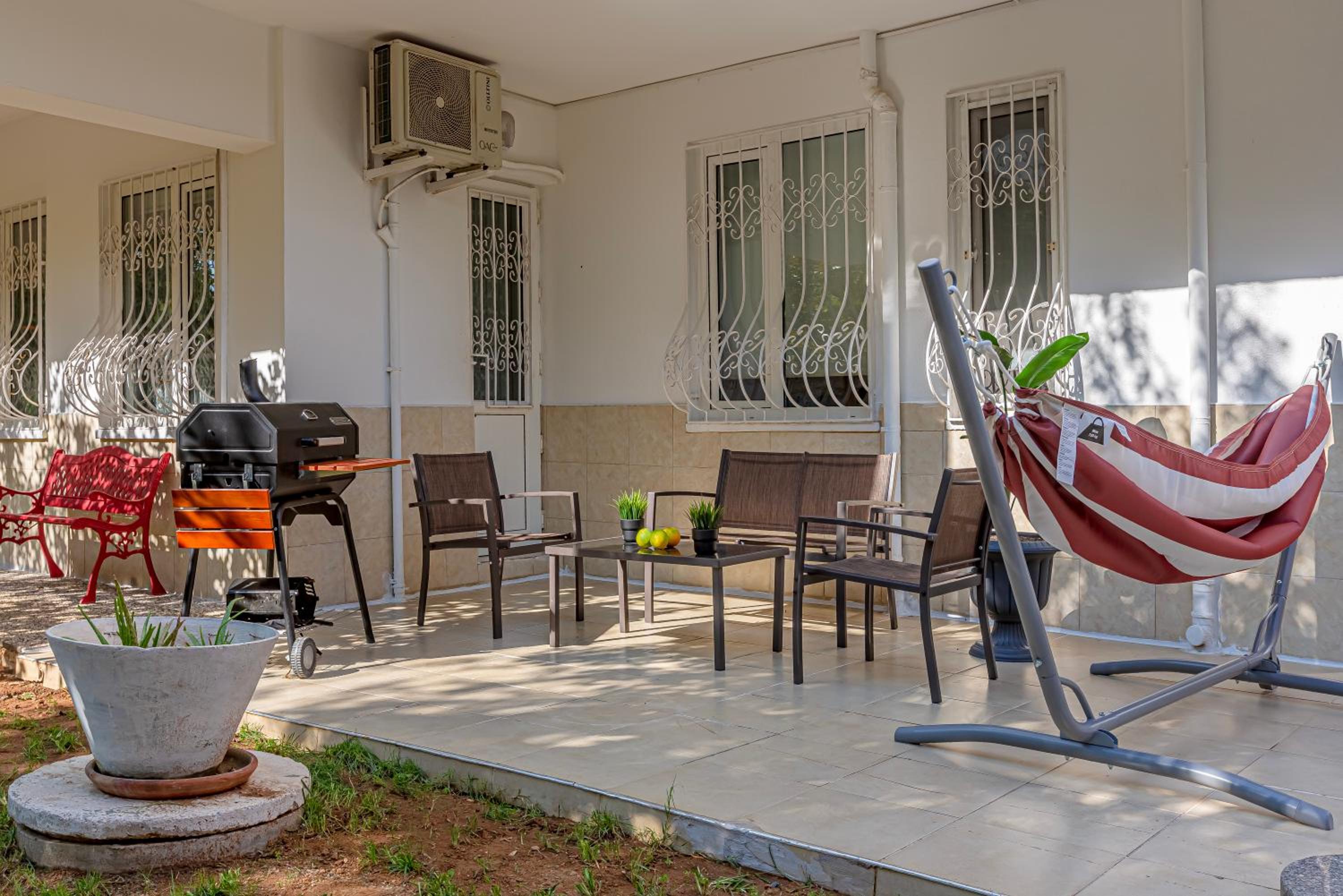 Melissas Suites Lara