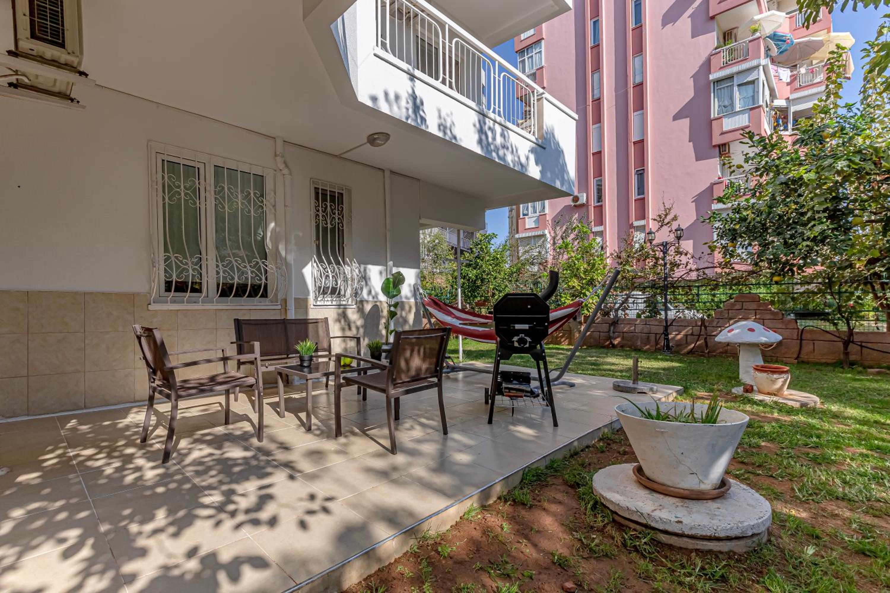 Melissas Suites Lara