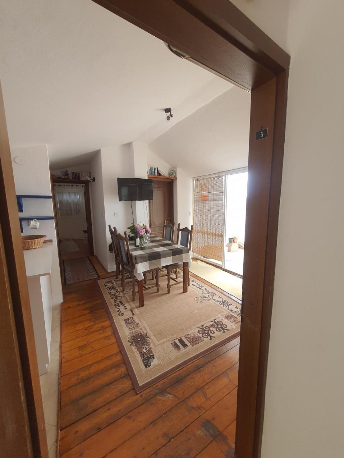 Apartments Andjus