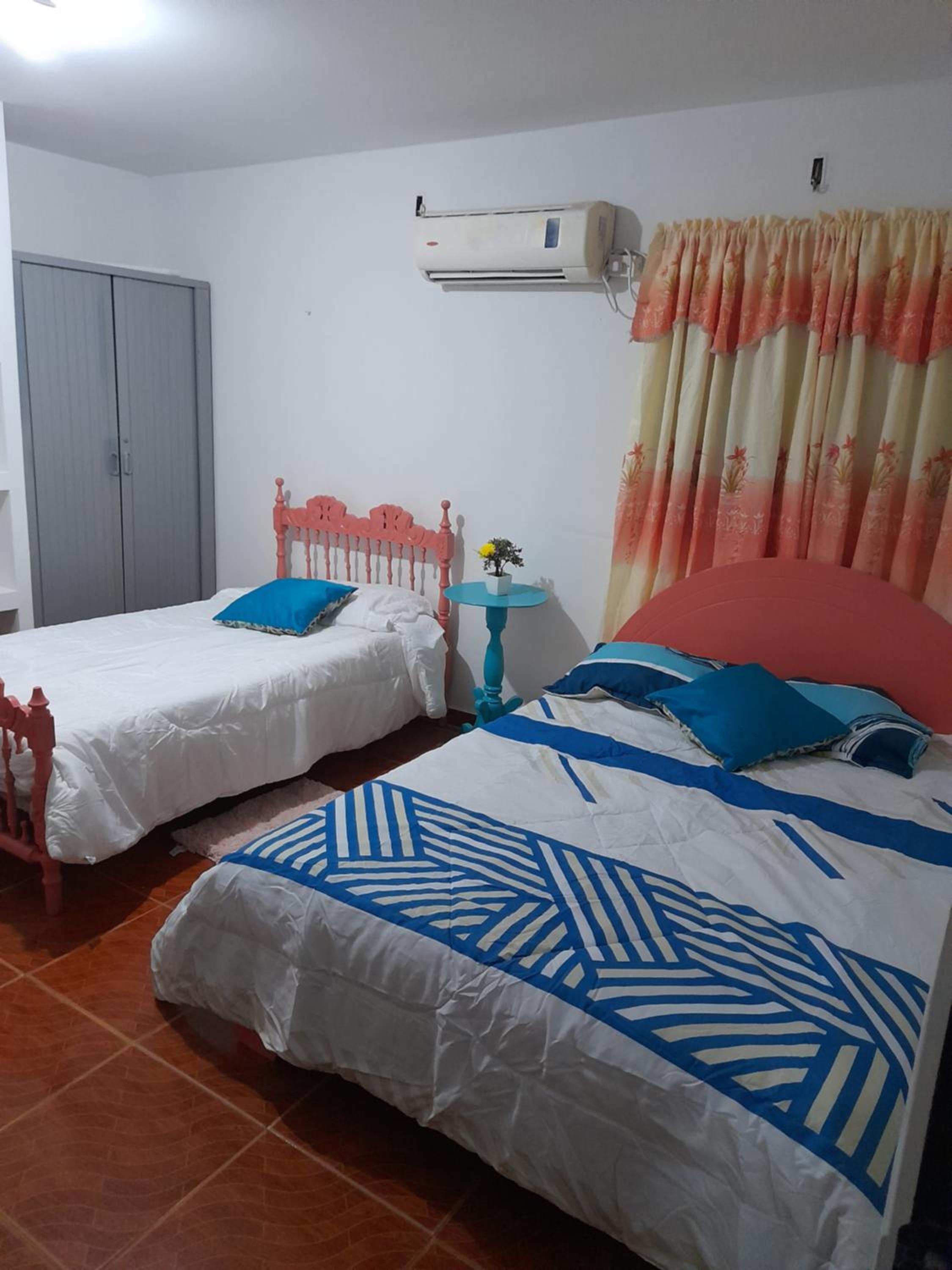 Casa Hostal Perla Roja