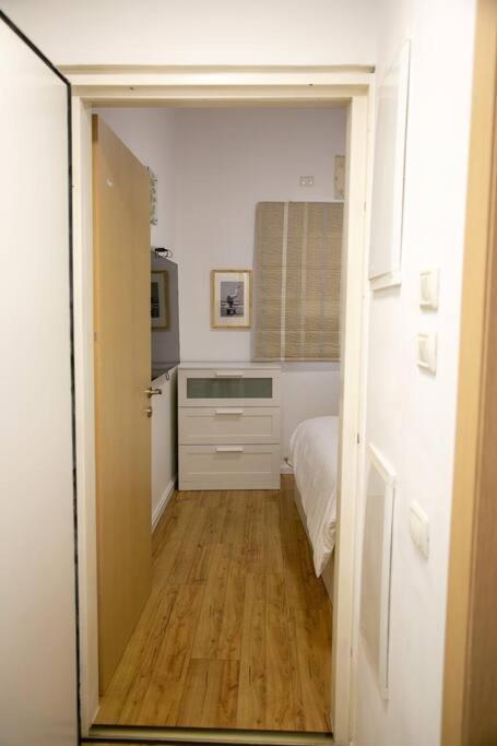 Amazing Dizengoff Square Home