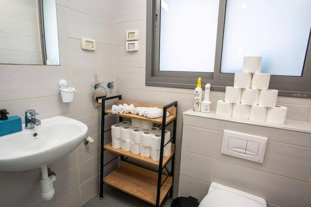 Amazing Dizengoff Square Home