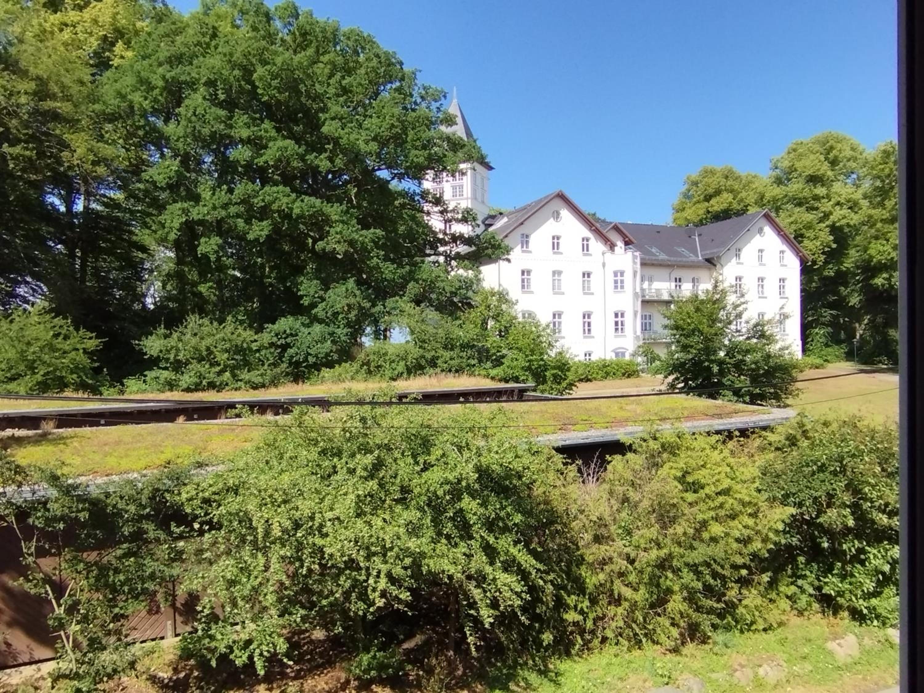 Inspektorenhaus am Jagdschloss mit Meerblick