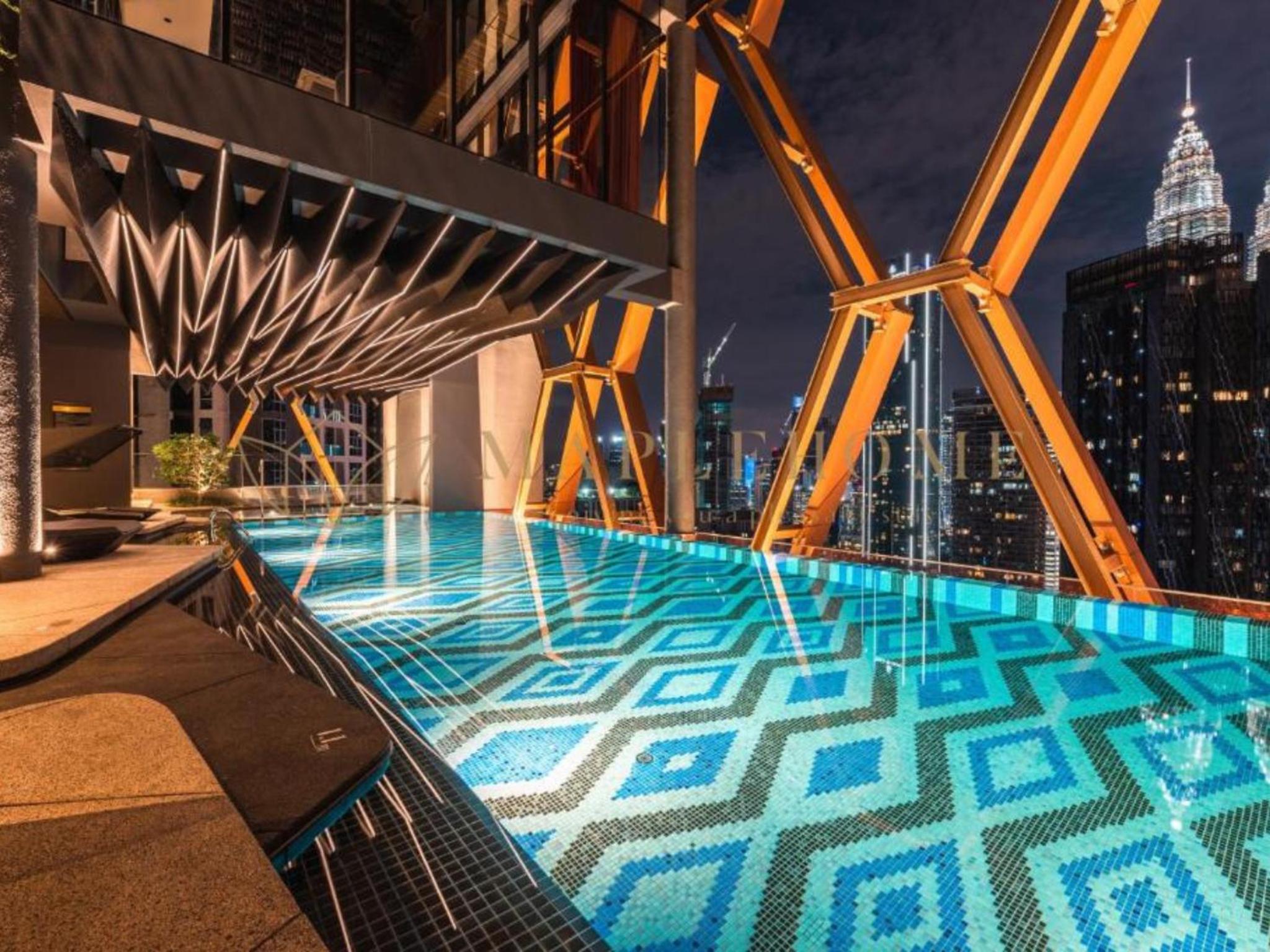 Scarletz Suites at KLCC by Veedu Hauz photo 2