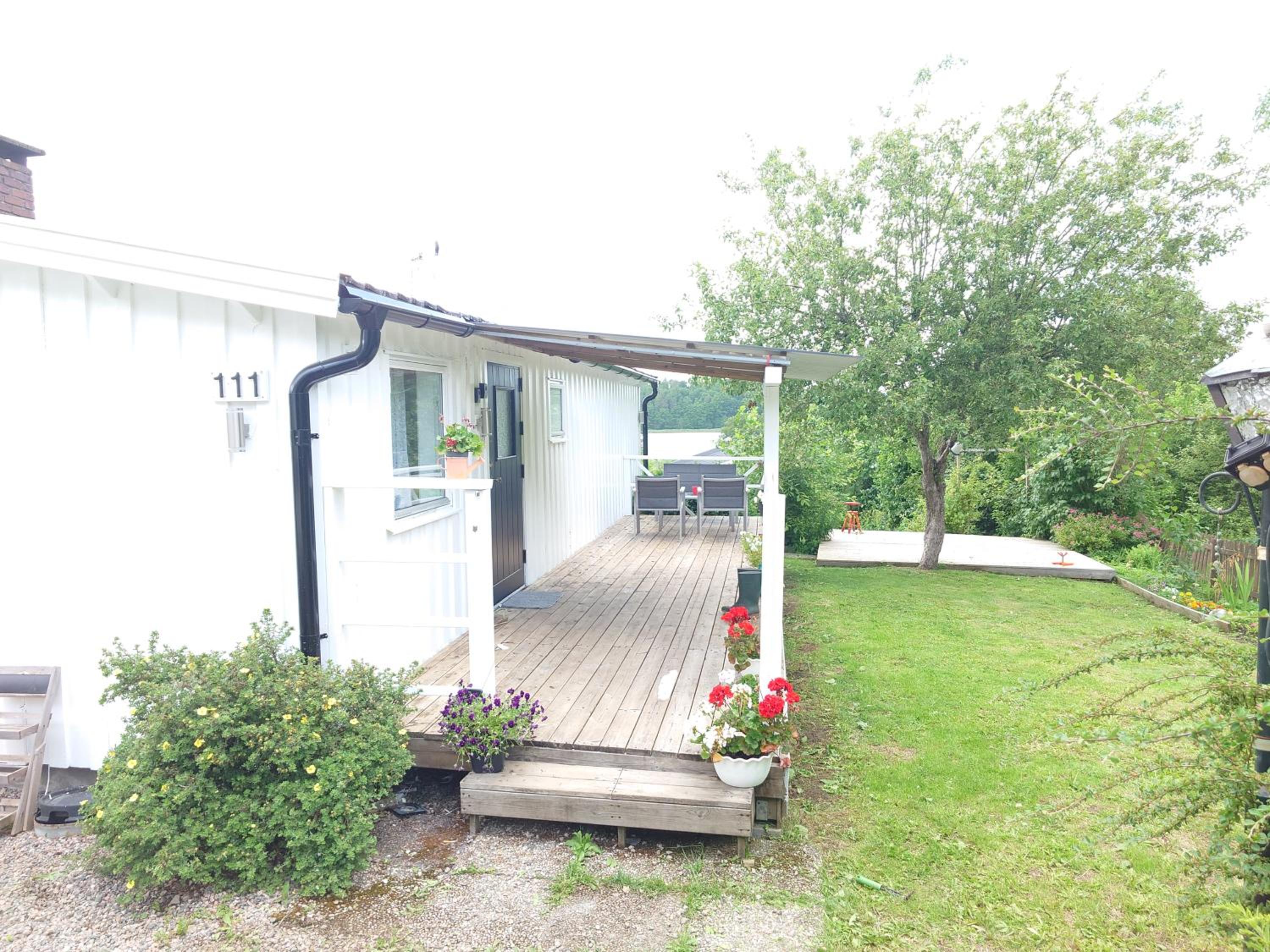 Anten Lake House