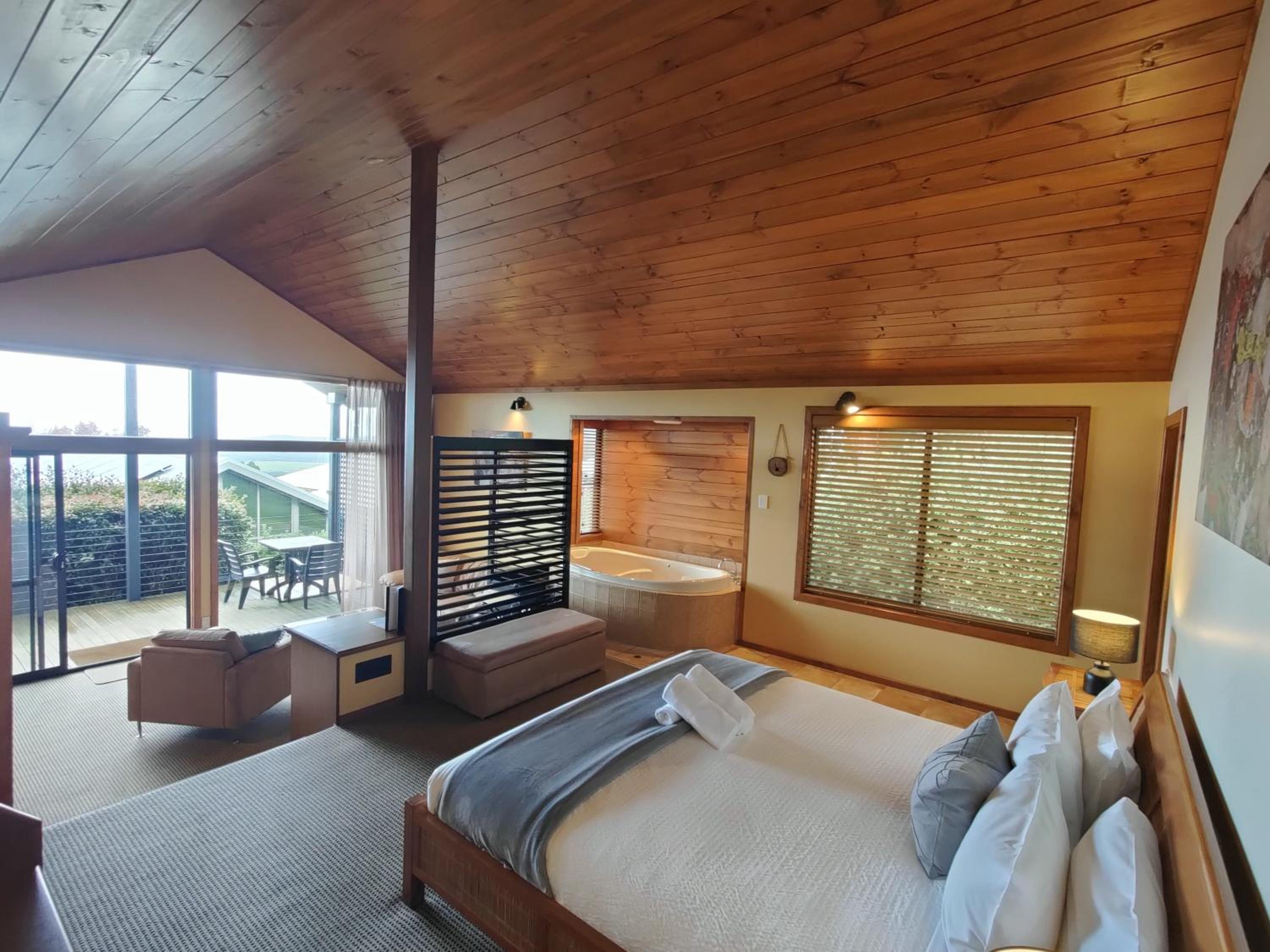 Karri Mia Chalets and Studios