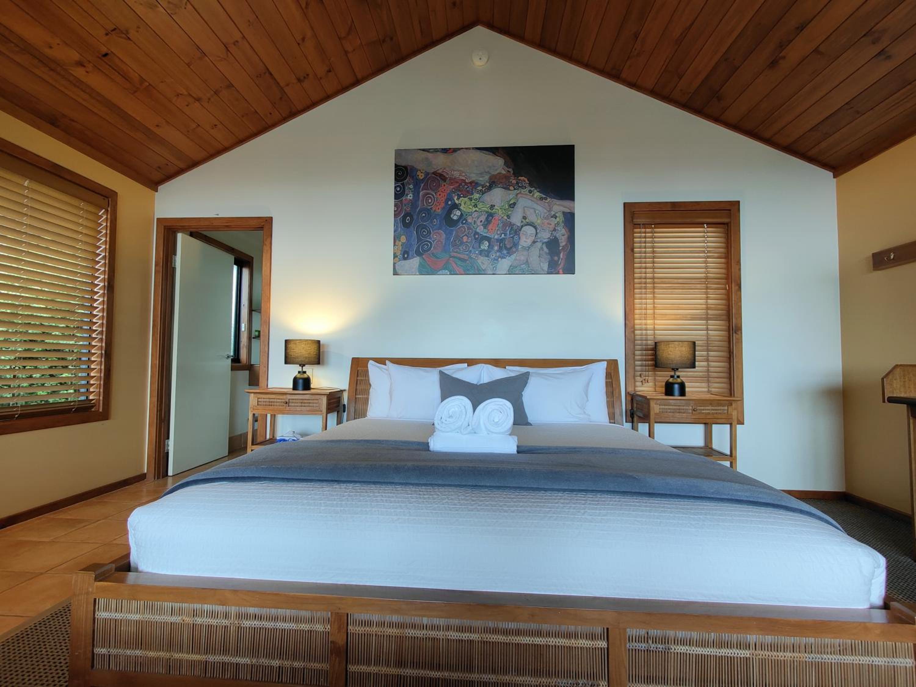 Karri Mia Chalets and Studios