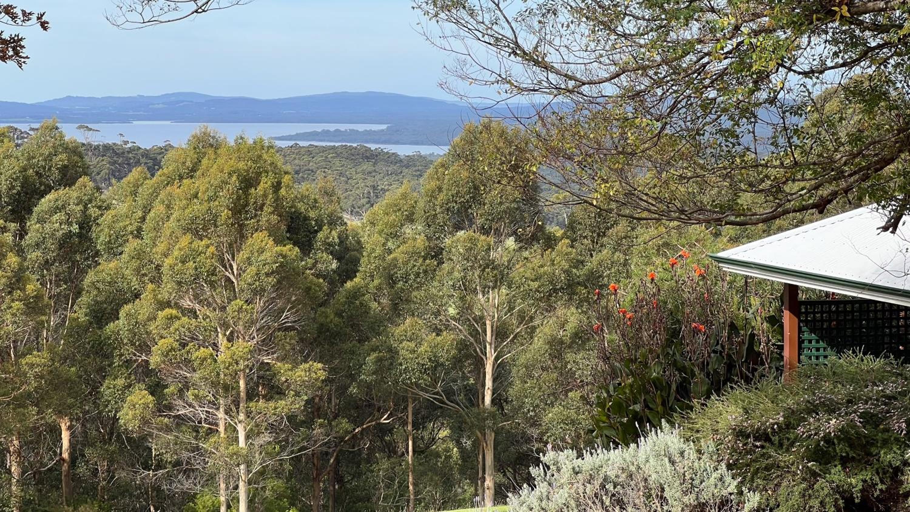 Karri Mia Chalets and Studios