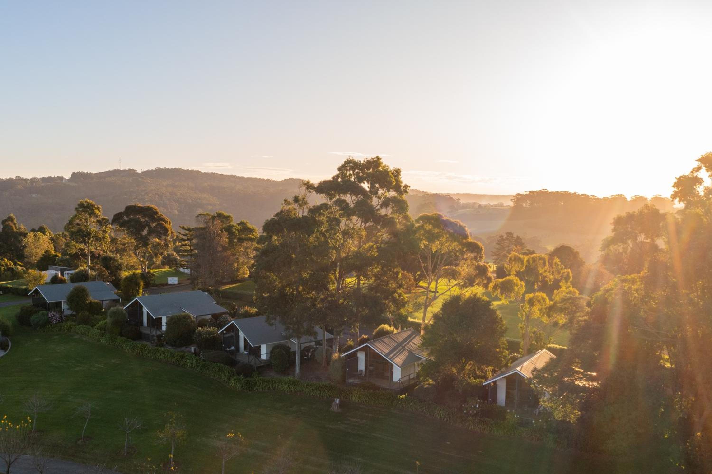 Karri Mia Chalets and Studios