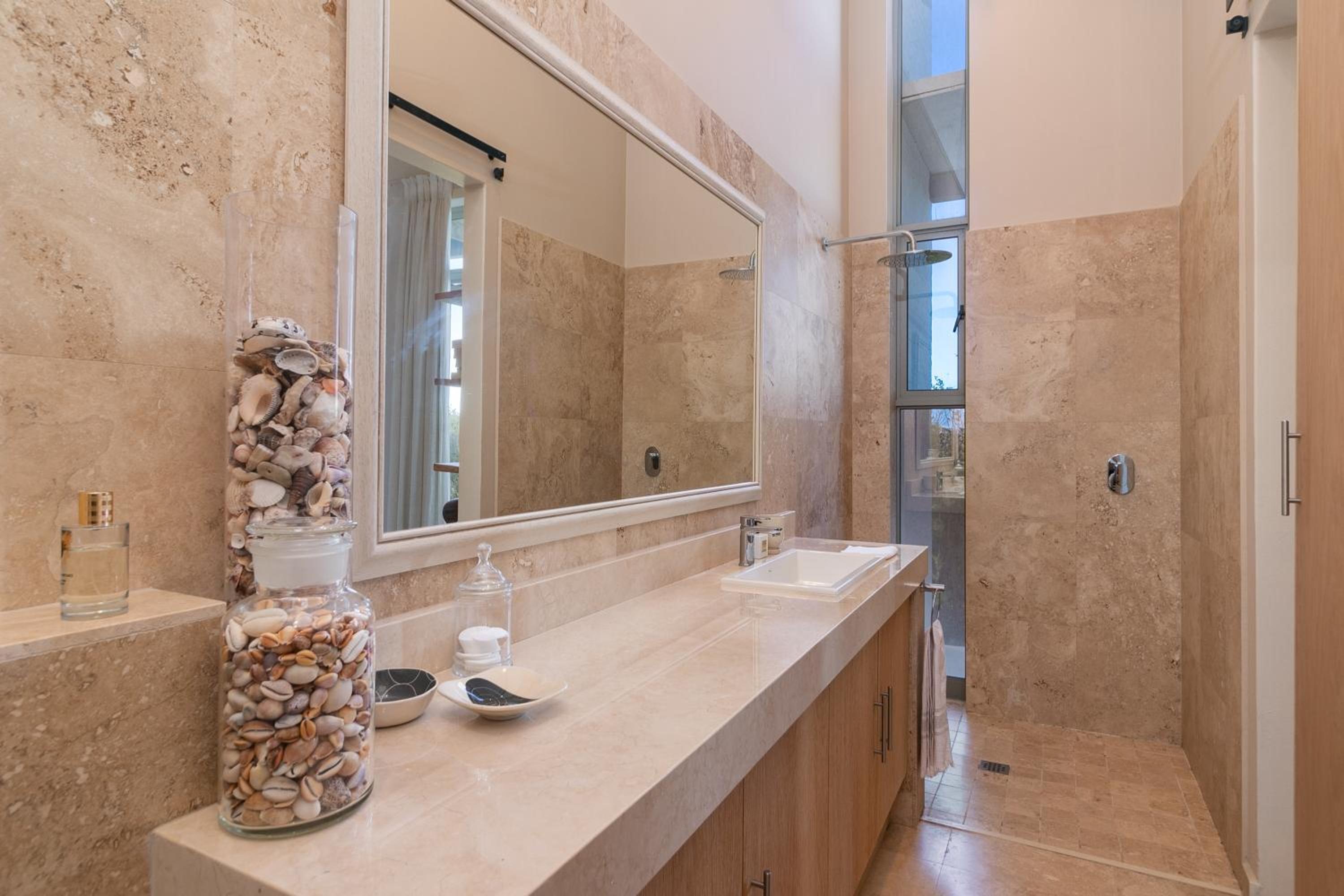 Luxury Country Escape