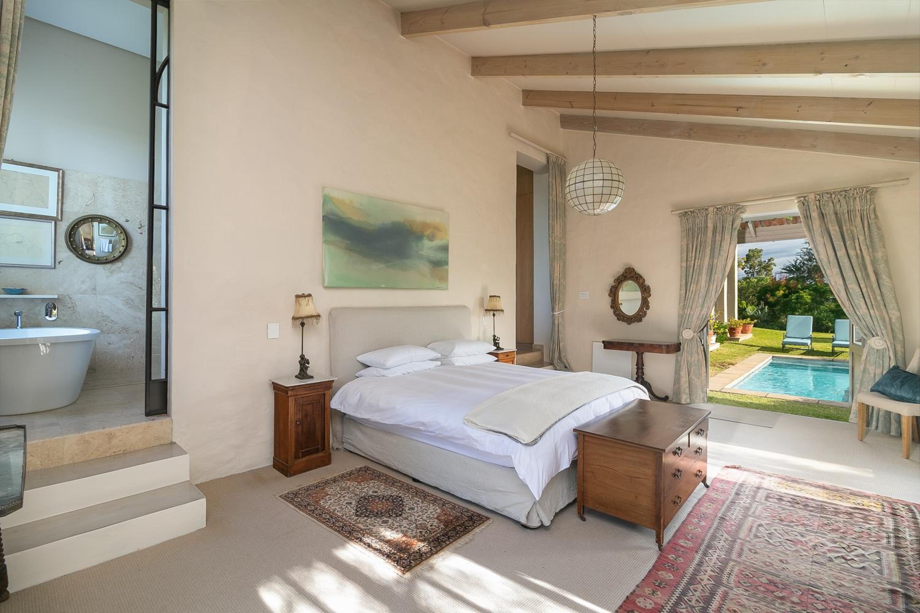 Luxury Country Escape