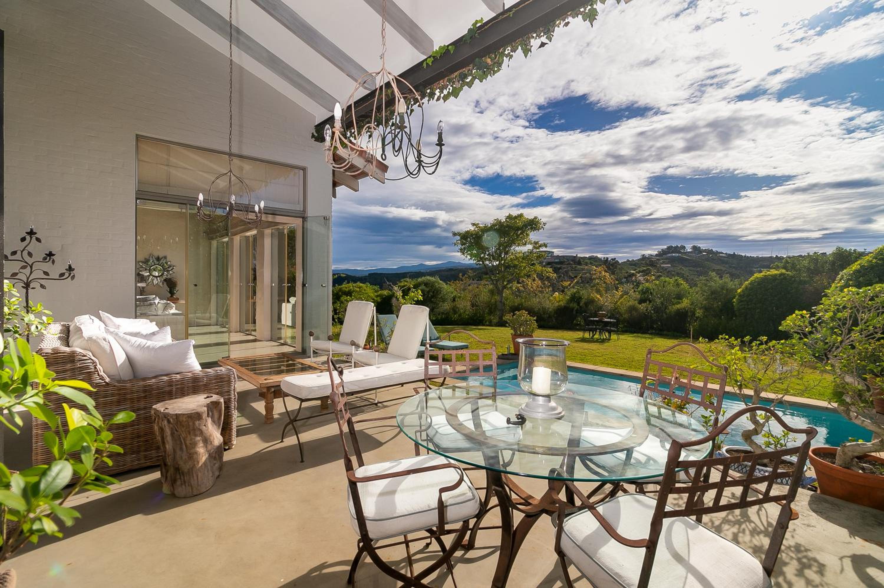 Luxury Country Escape