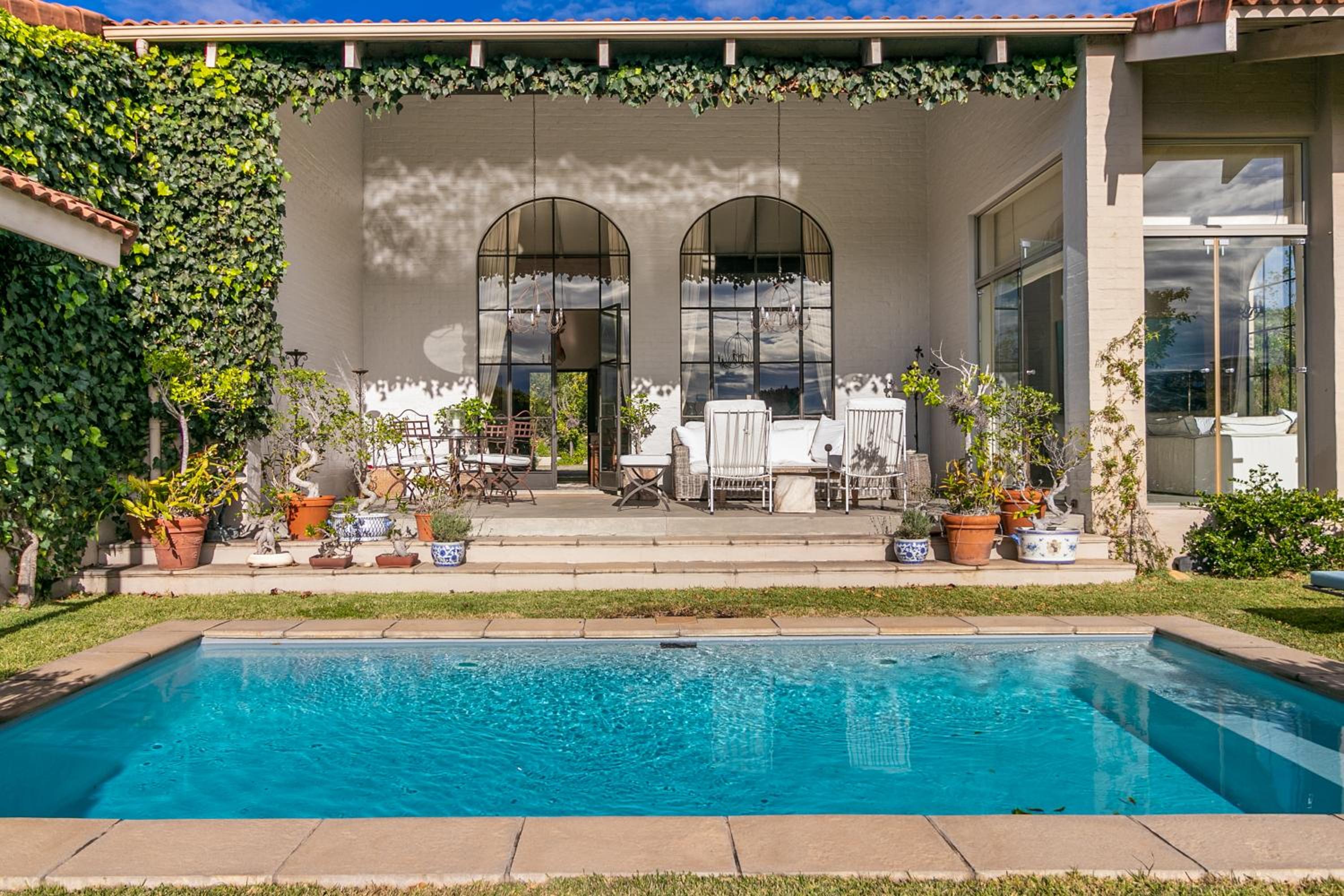 Luxury Country Escape