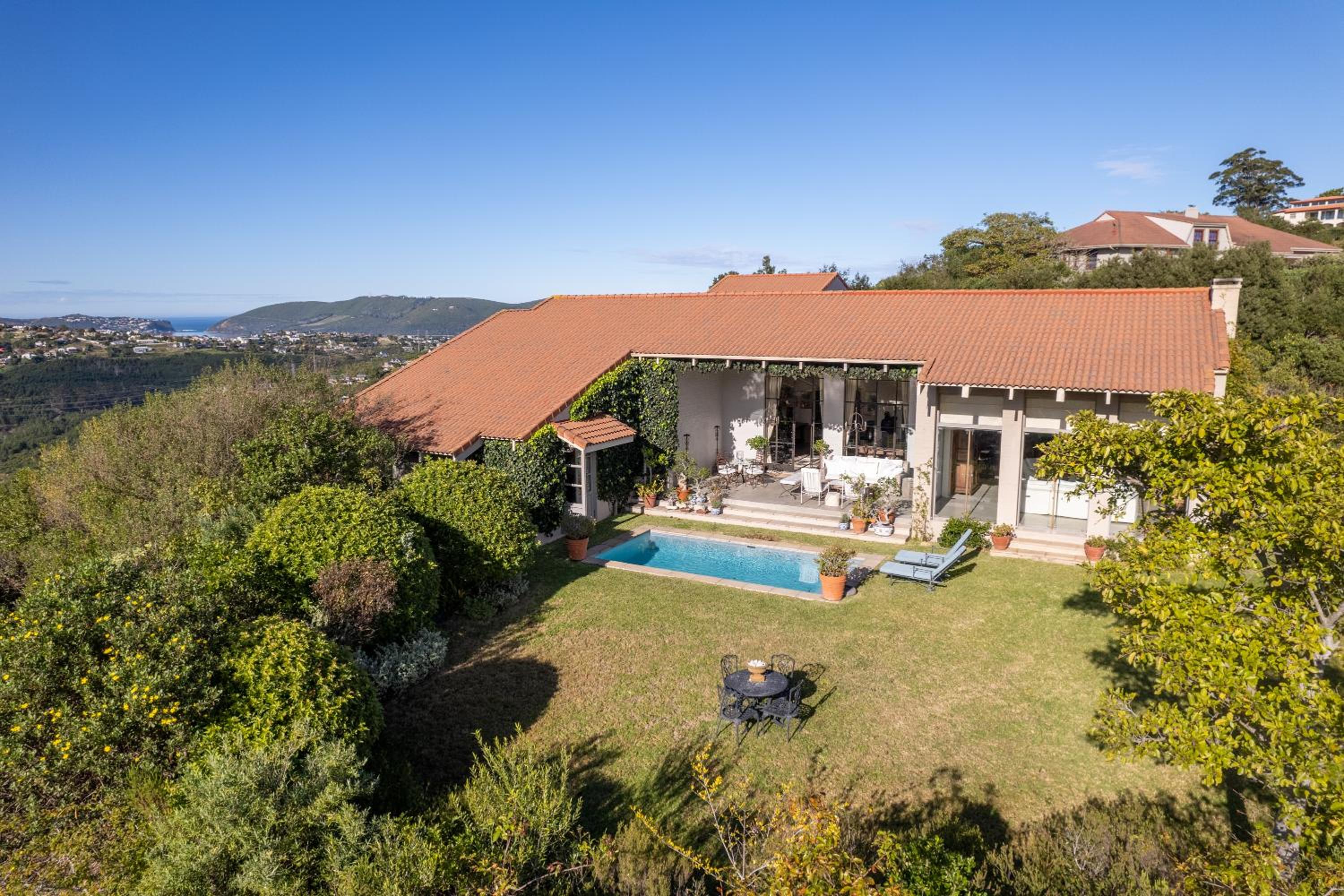 Luxury Country Escape