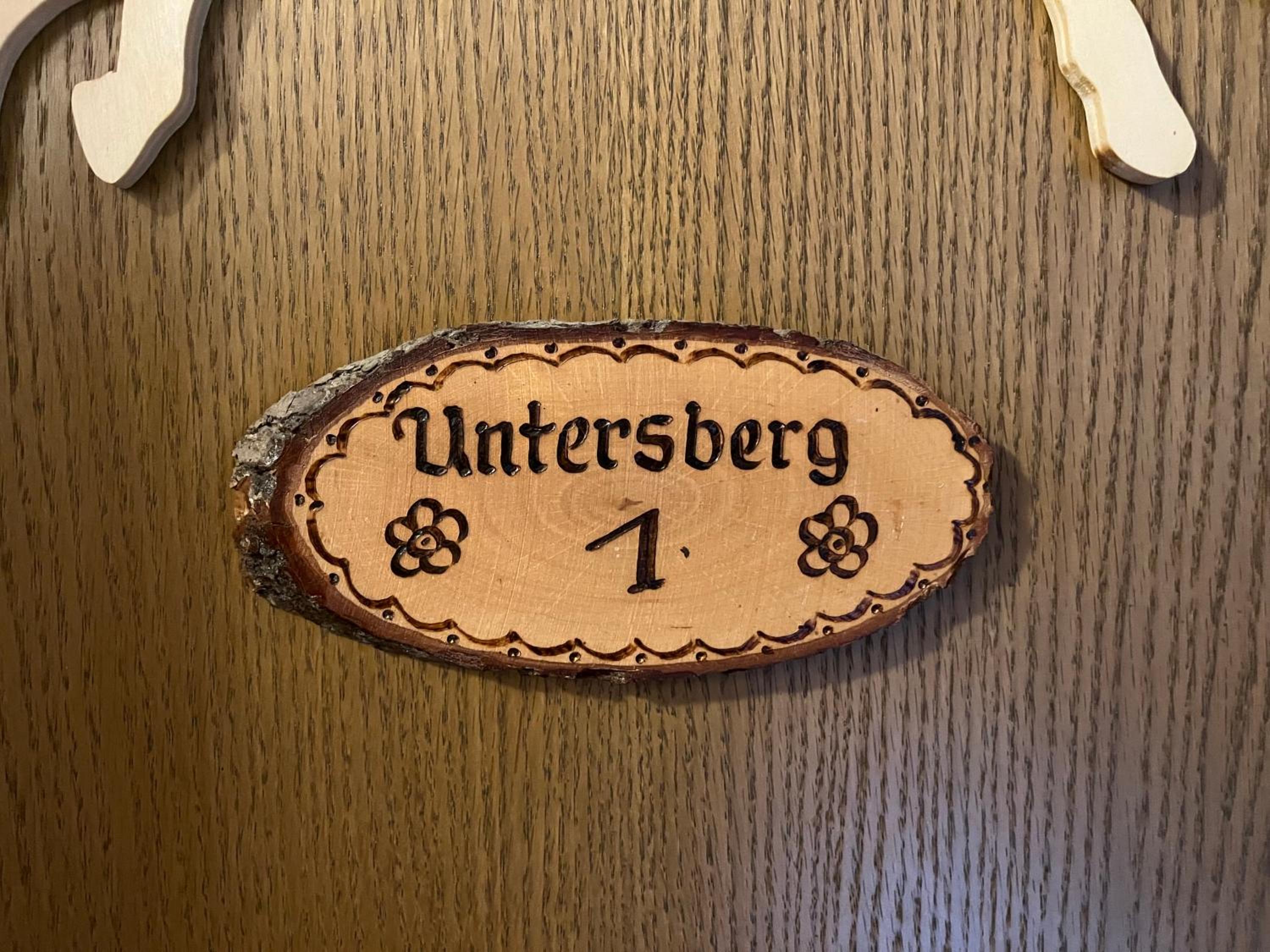 Weinfeldhof