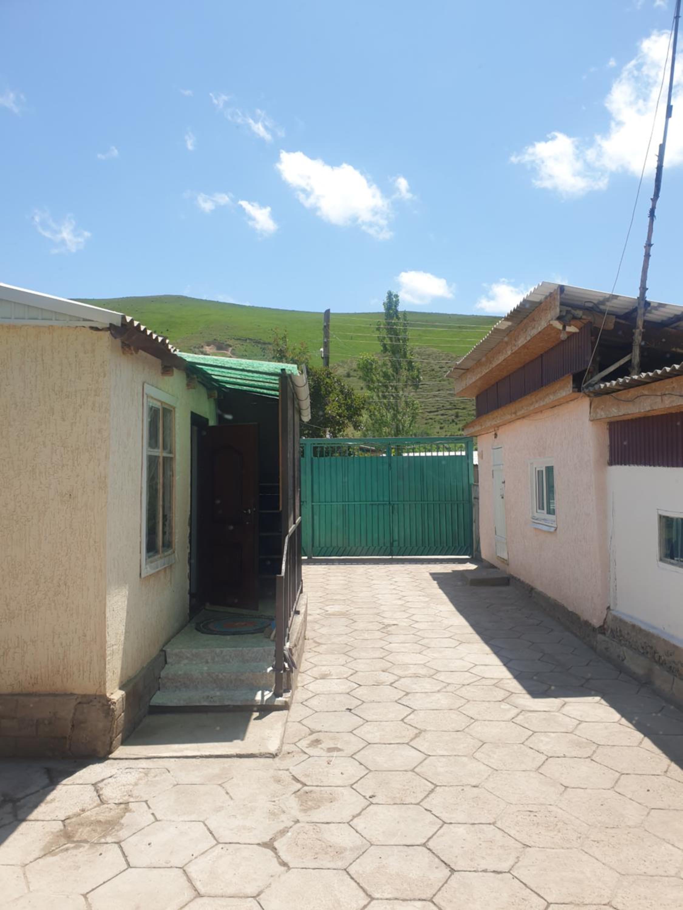 Toktoyan Homestay