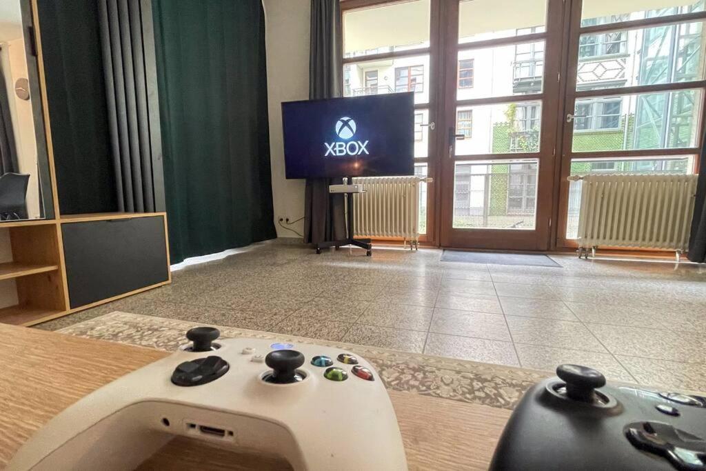 Modern City Apartment l Netflix l fast wifi l Xbox