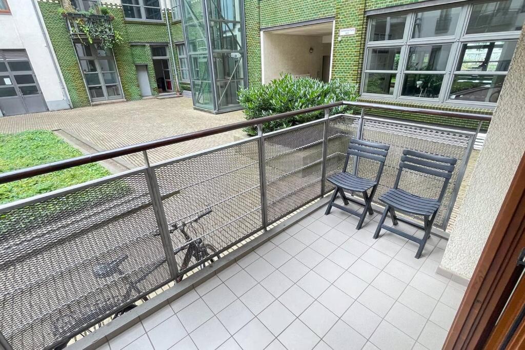 Modern City Apartment l Netflix l fast wifi l Xbox