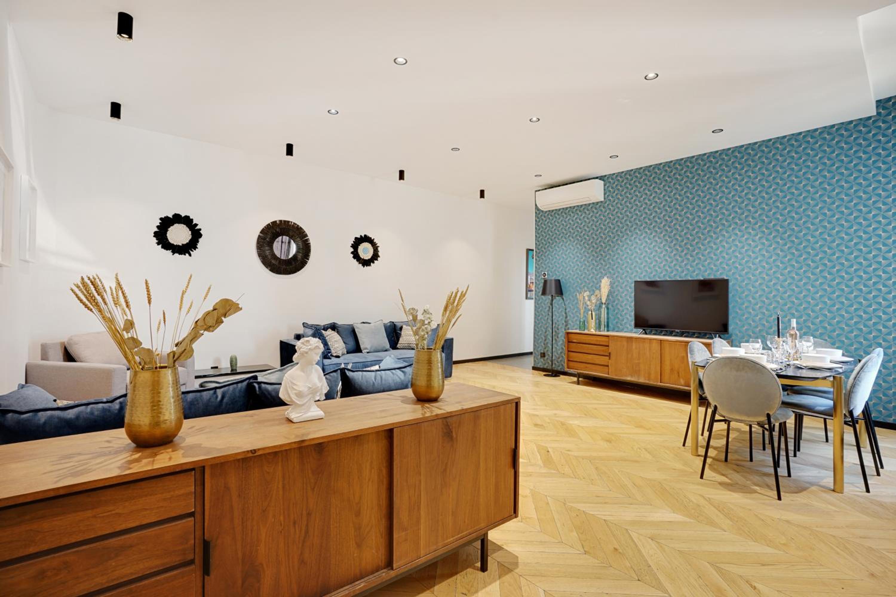 Luxurious apartment - 2BR-8P -Champs Elysées