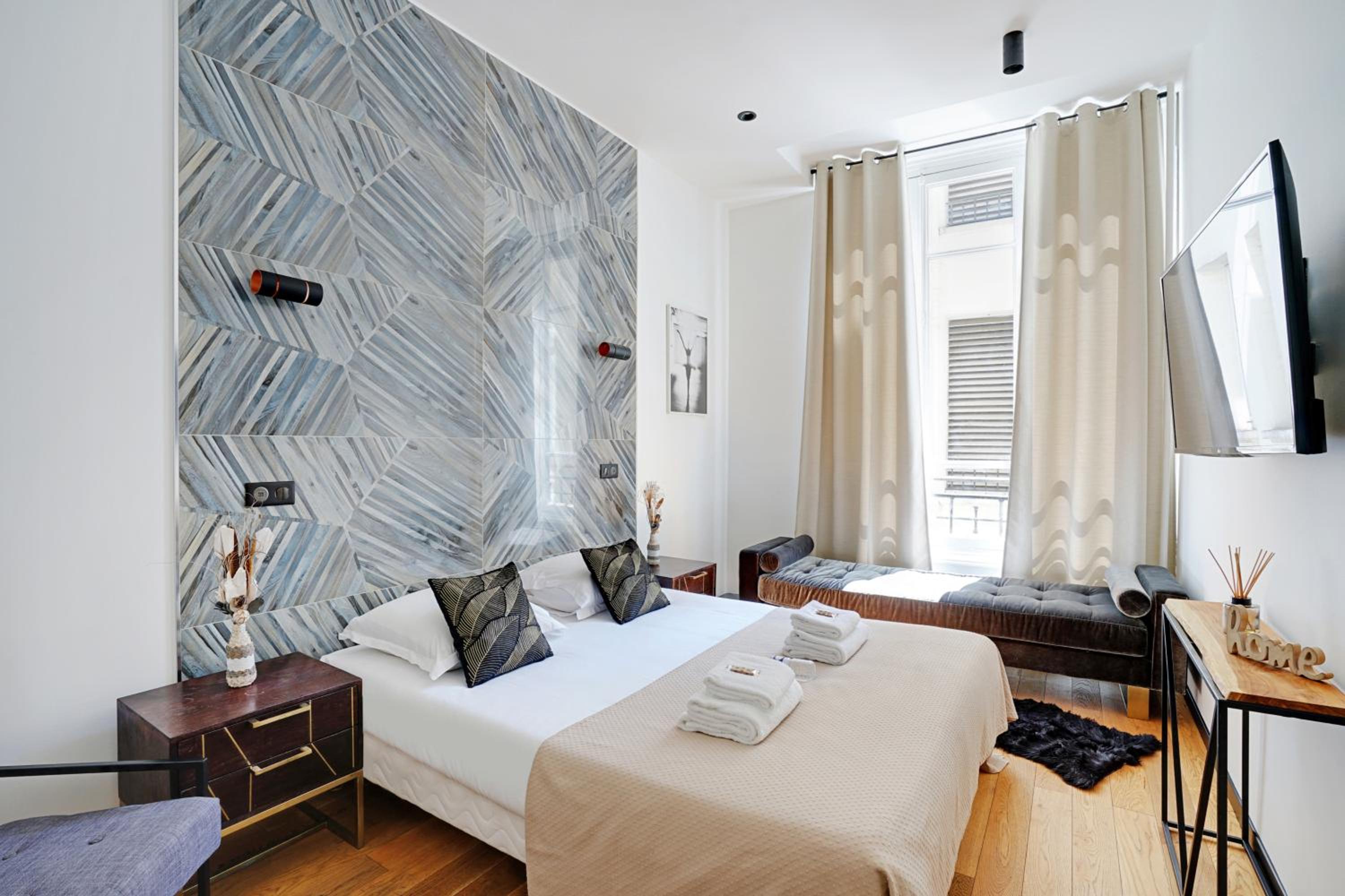 Luxurious apartment - 2BR-8P -Champs Elysées