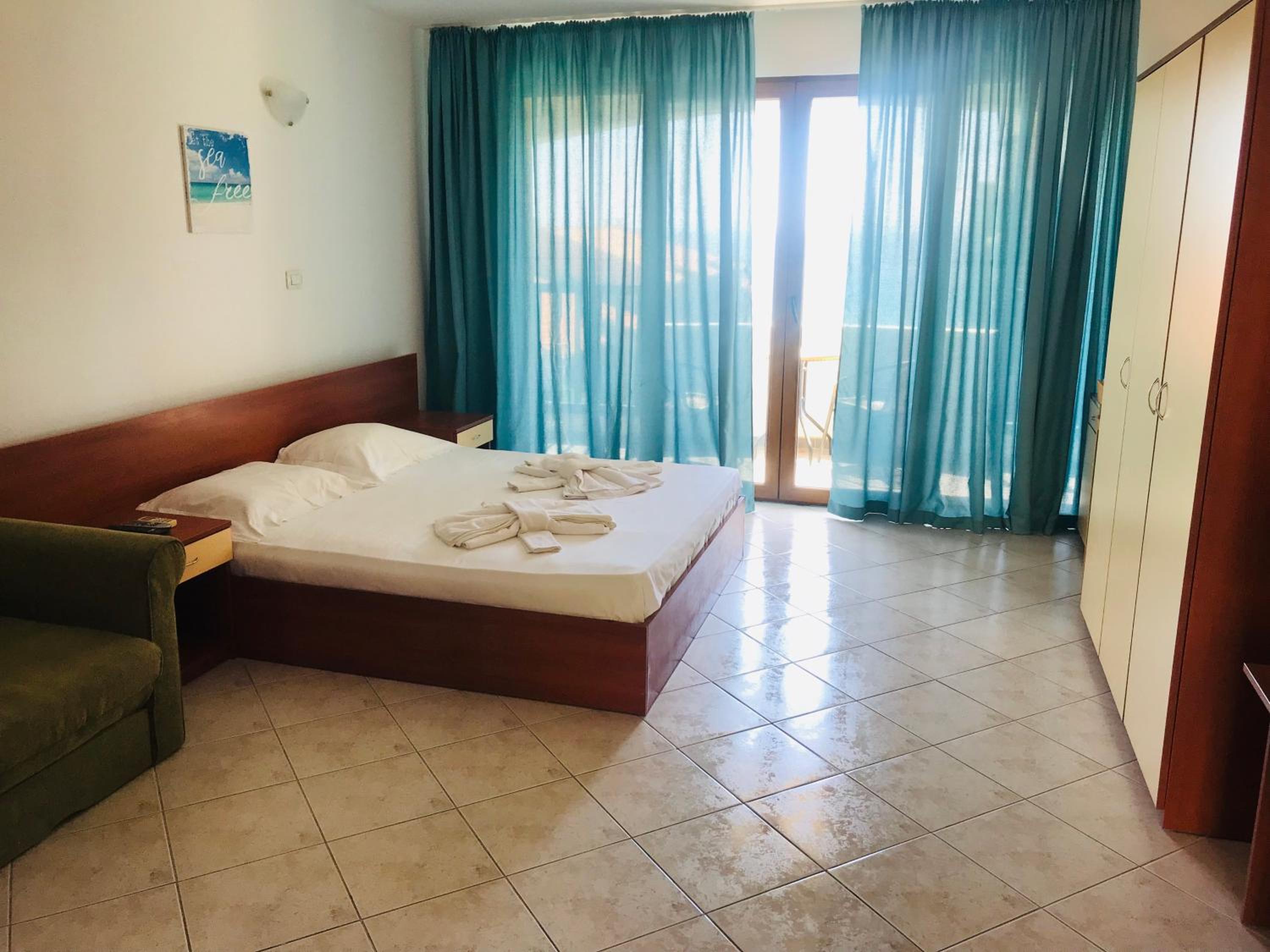 PS Apartment / SunCoast Resort