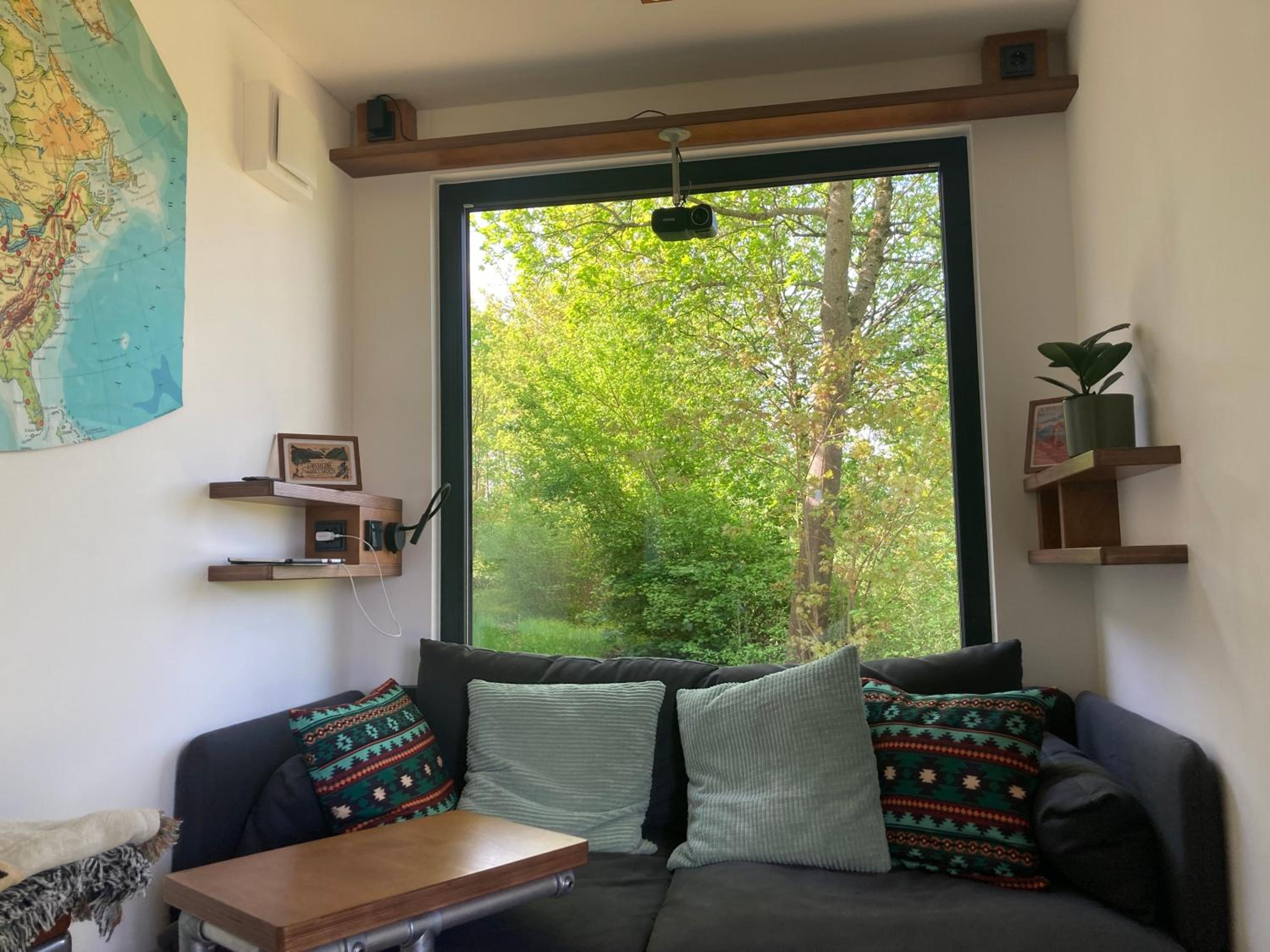 Tiny House im Seecontainer mit Parkplatz, Glasfaser, Veranda und gehobener Ausstattung