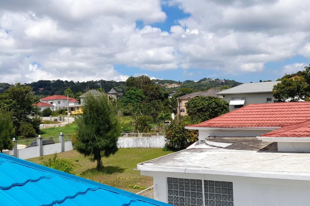 Harriott Heights